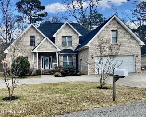 176 Mineral Springs Lane Jacksboro TN 37757