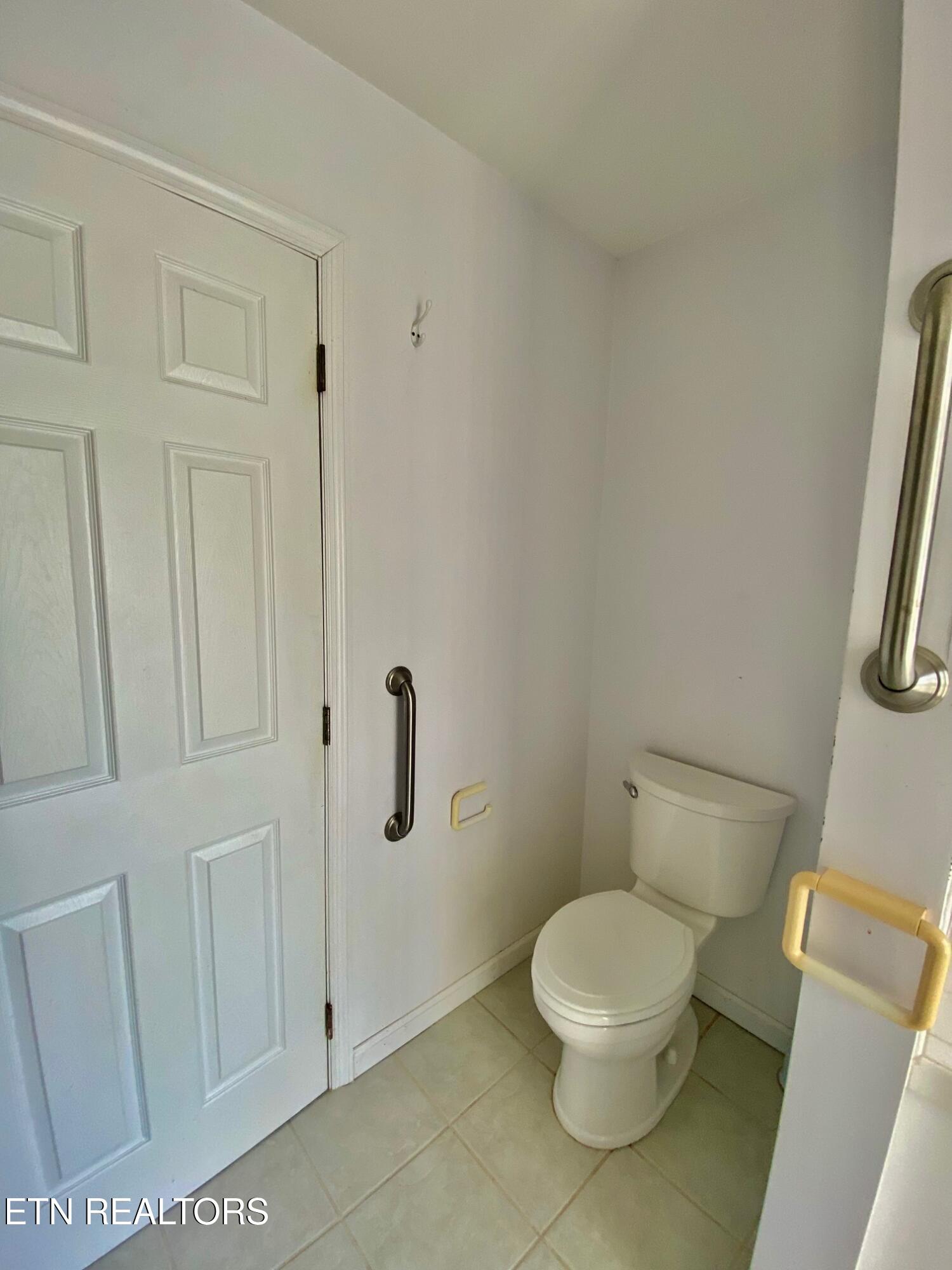 176 Mineral Springs Lane Jacksboro TN 37757