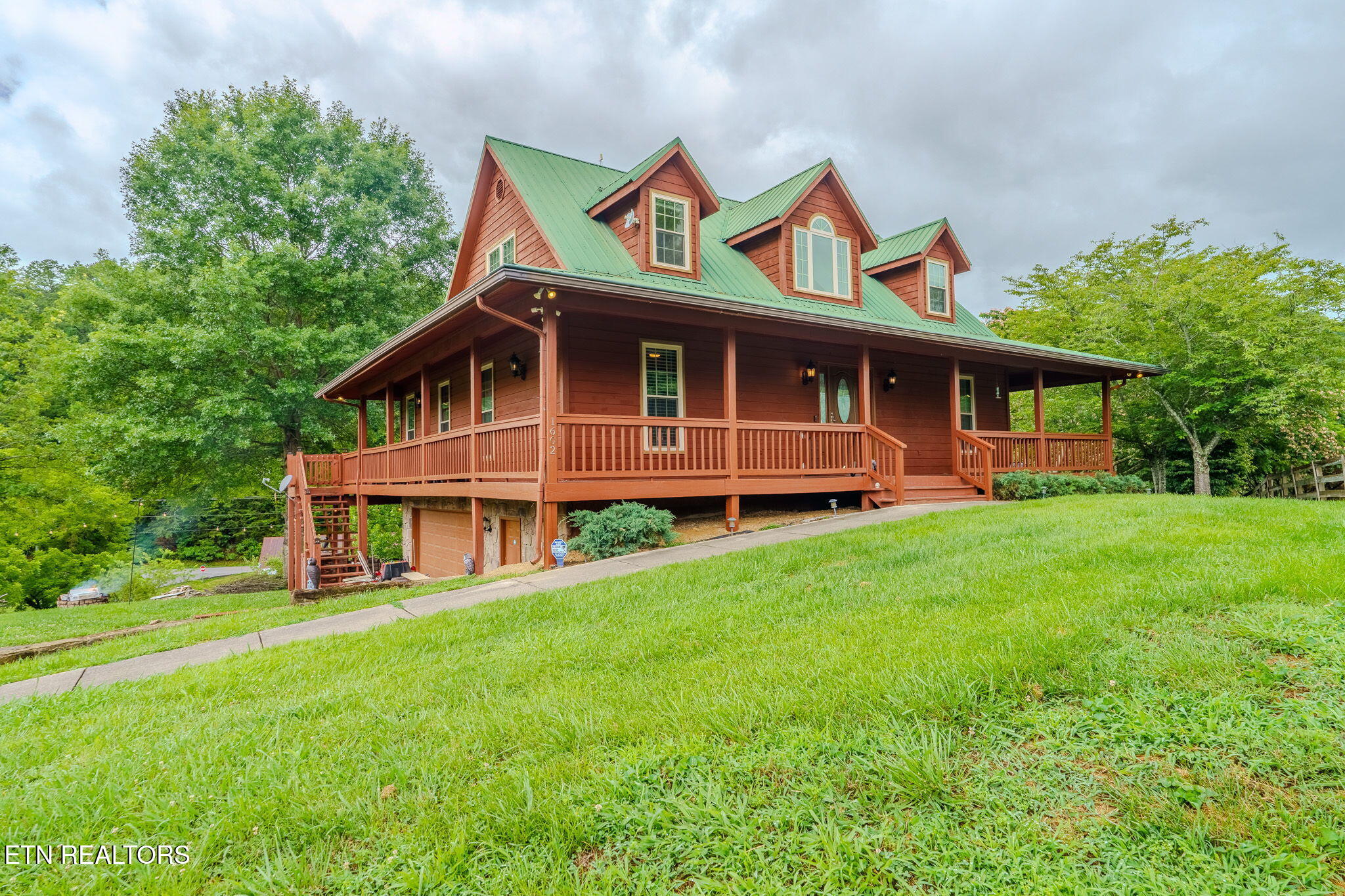 1602 Cove Crest Drive Sevierville TN 37862