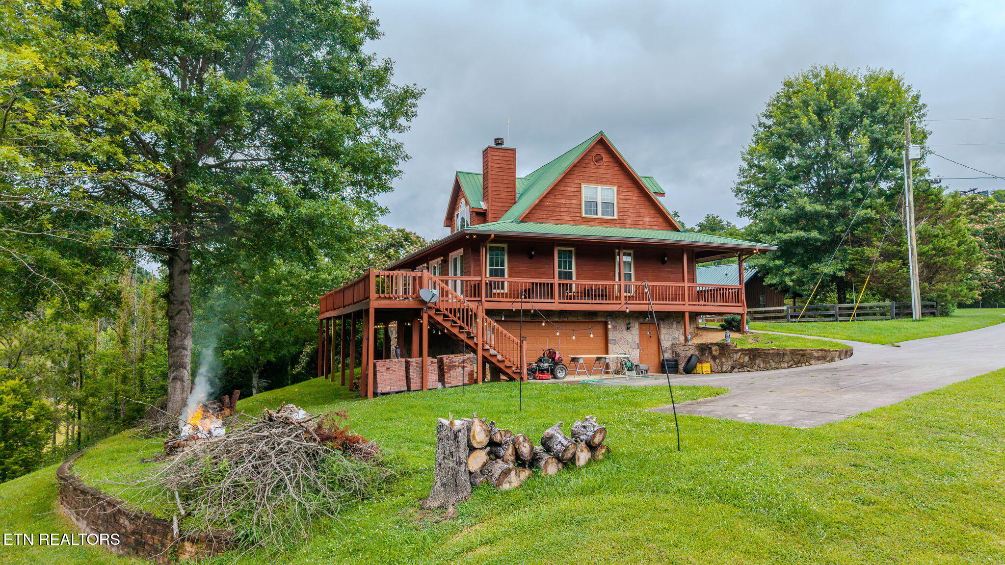 1602 Cove Crest Drive Sevierville TN 37862