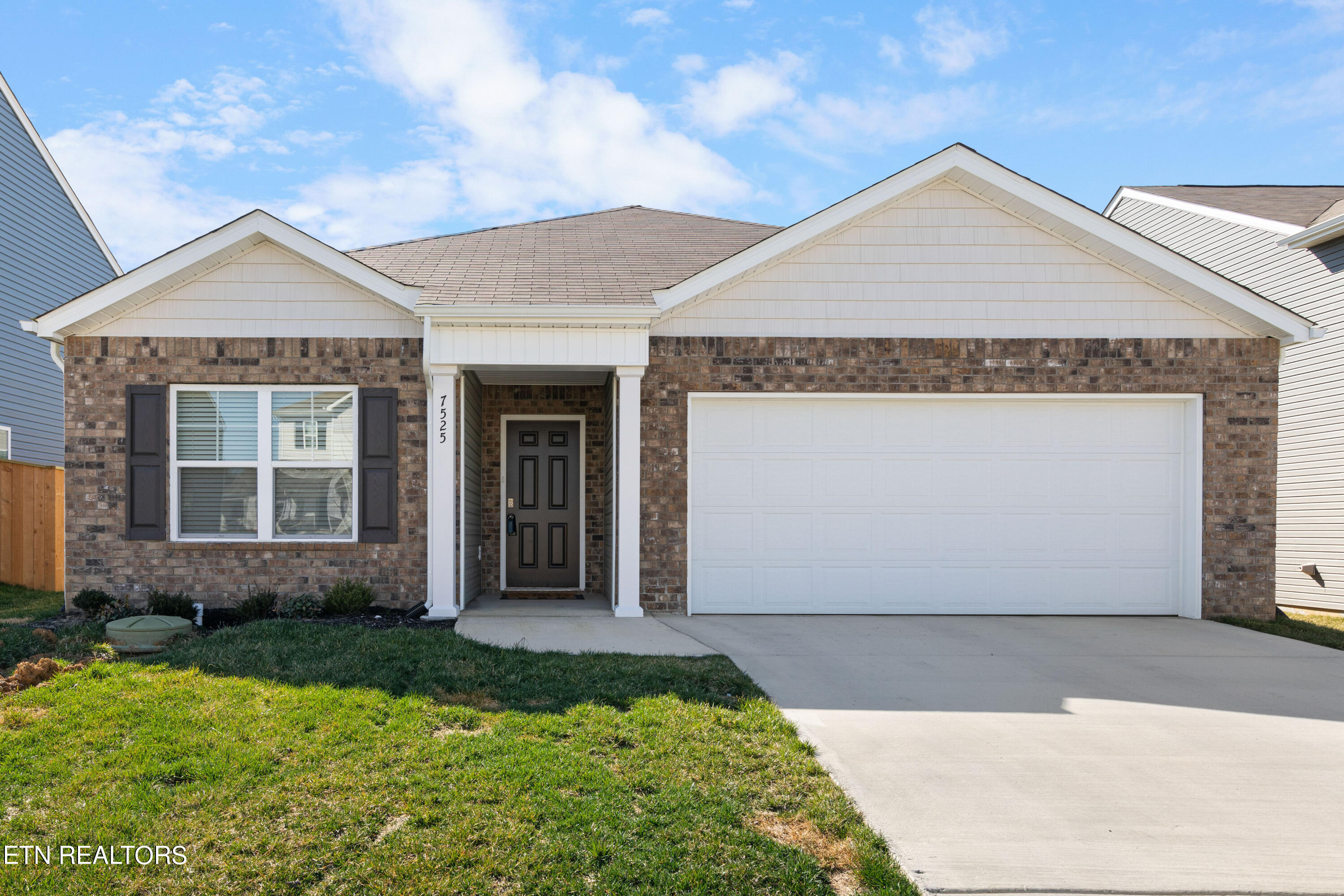 7525 Cottontail Street Corryton TN 37721