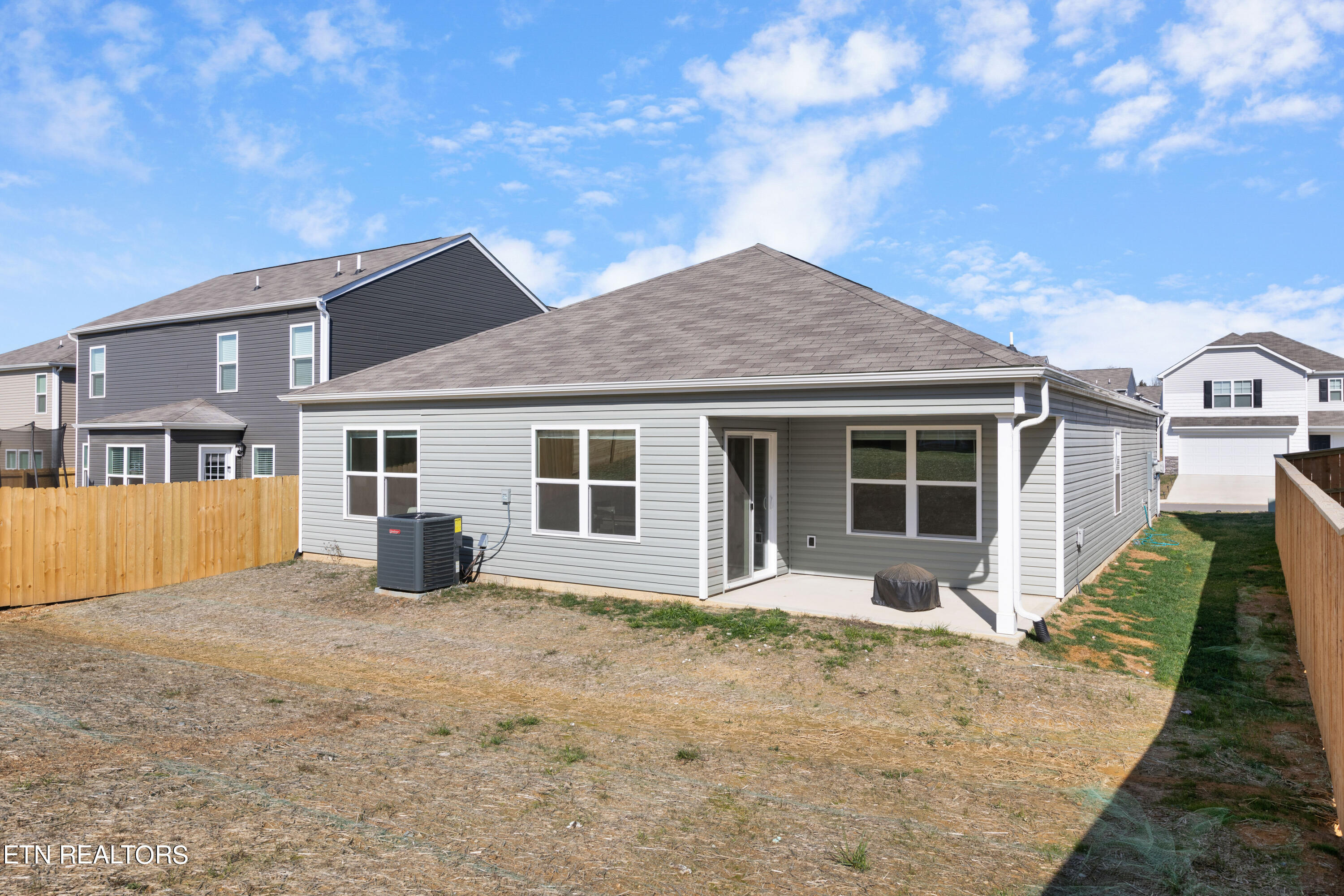 7525 Cottontail Street Corryton TN 37721
