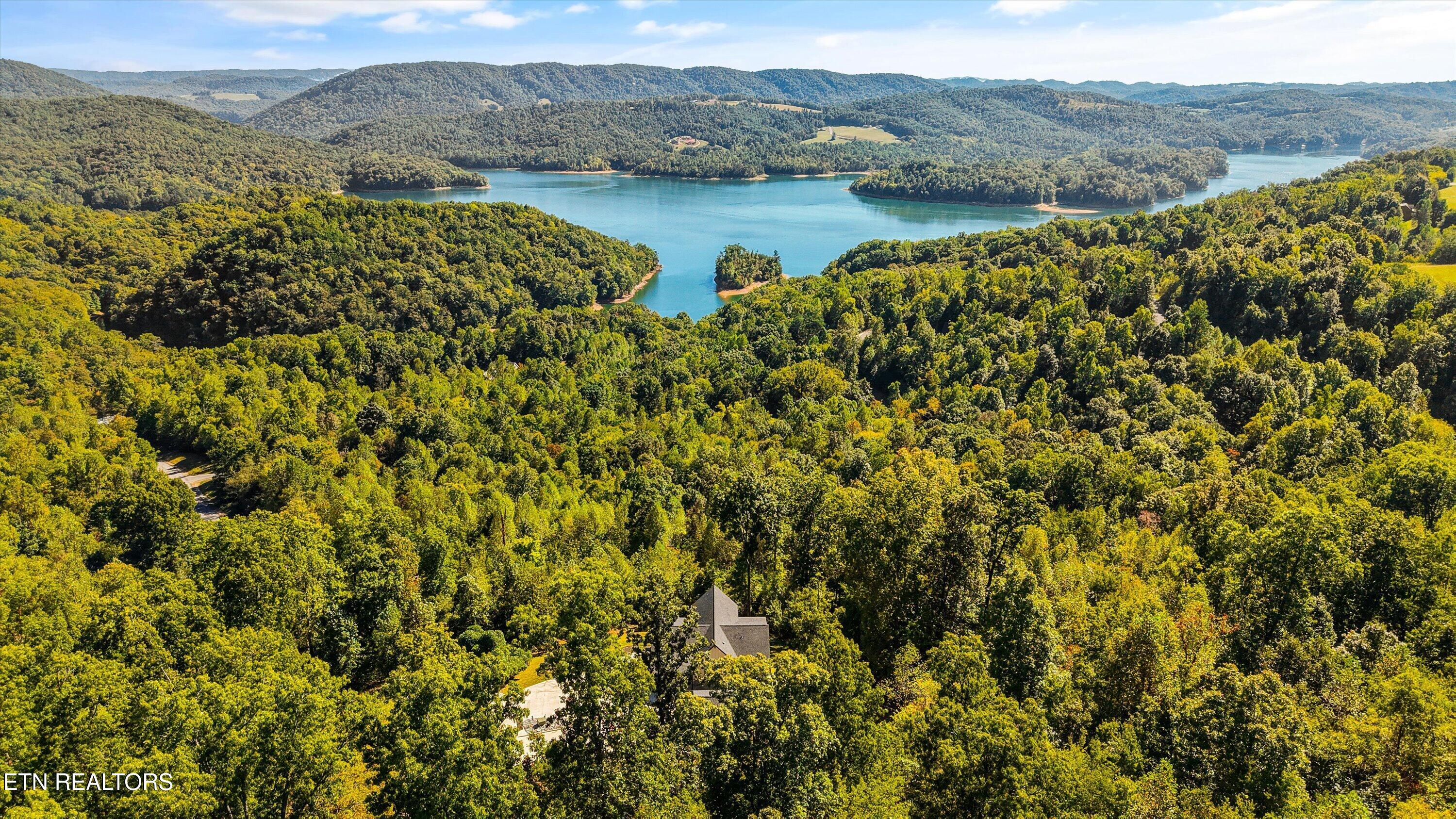256 Feldspar Road New Tazewell TN 37825