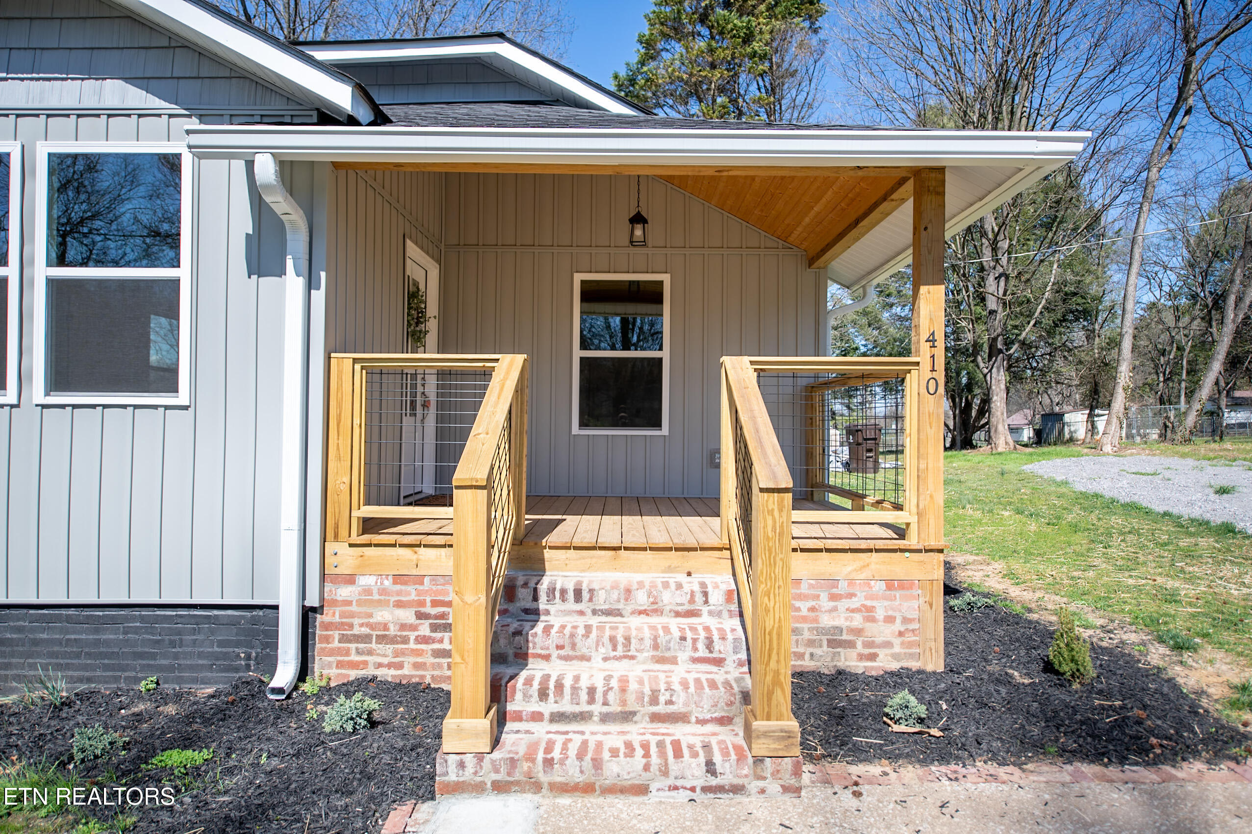 410 W Walnut Street Madisonville TN 37354