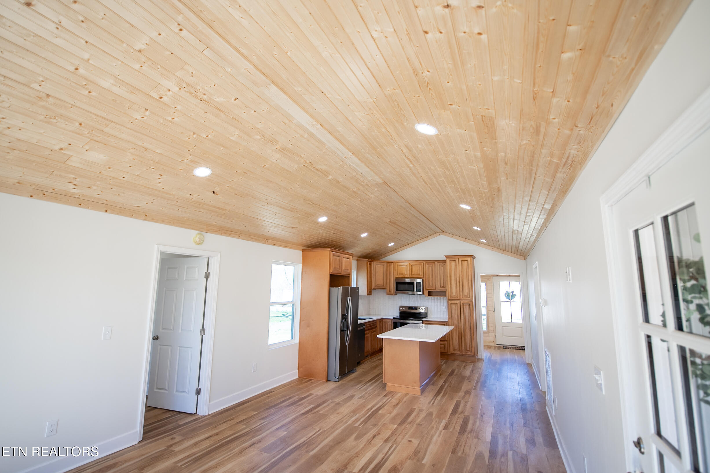 410 W Walnut Street Madisonville TN 37354