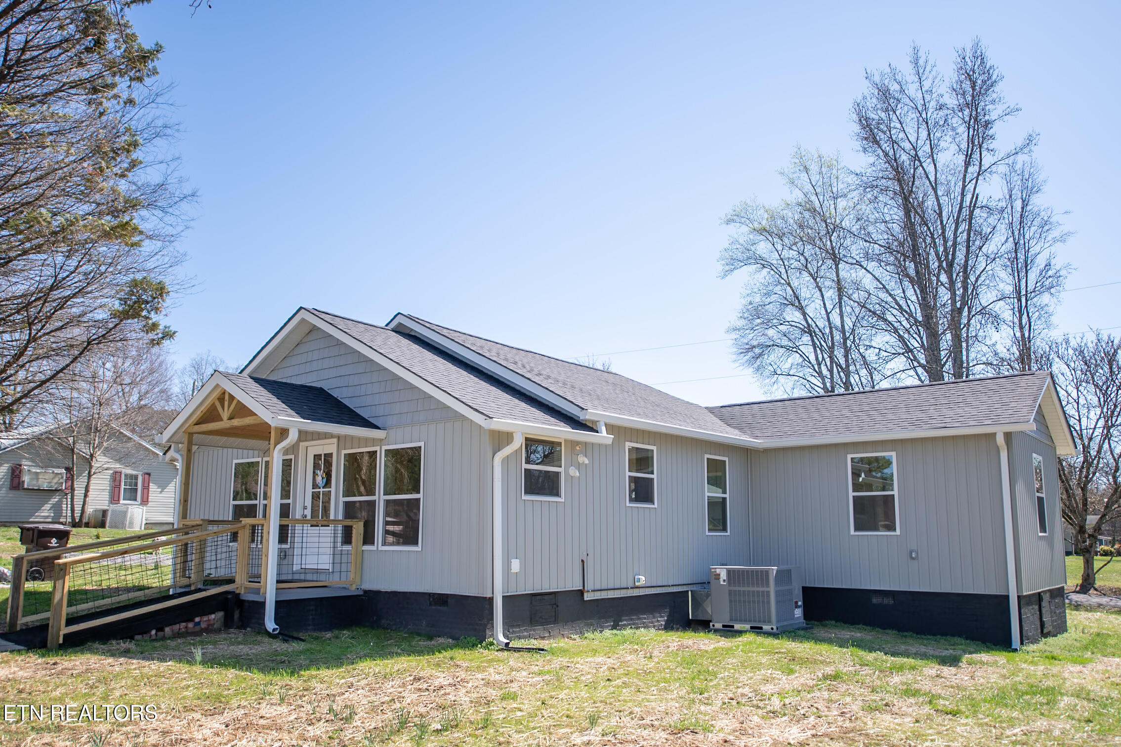 410 W Walnut Street Madisonville TN 37354
