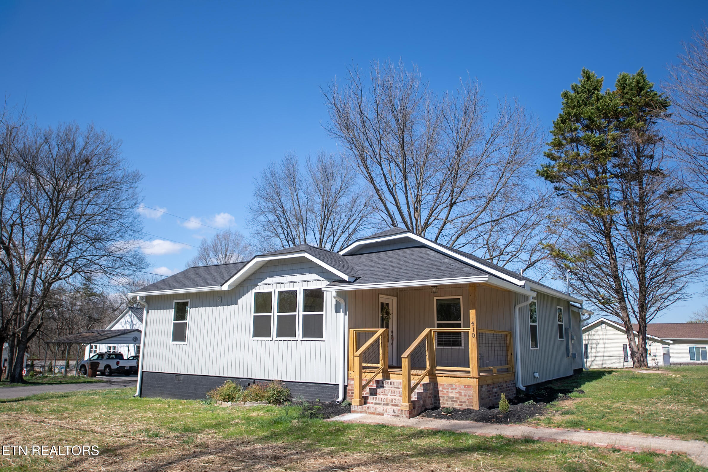 410 W Walnut Street Madisonville TN 37354