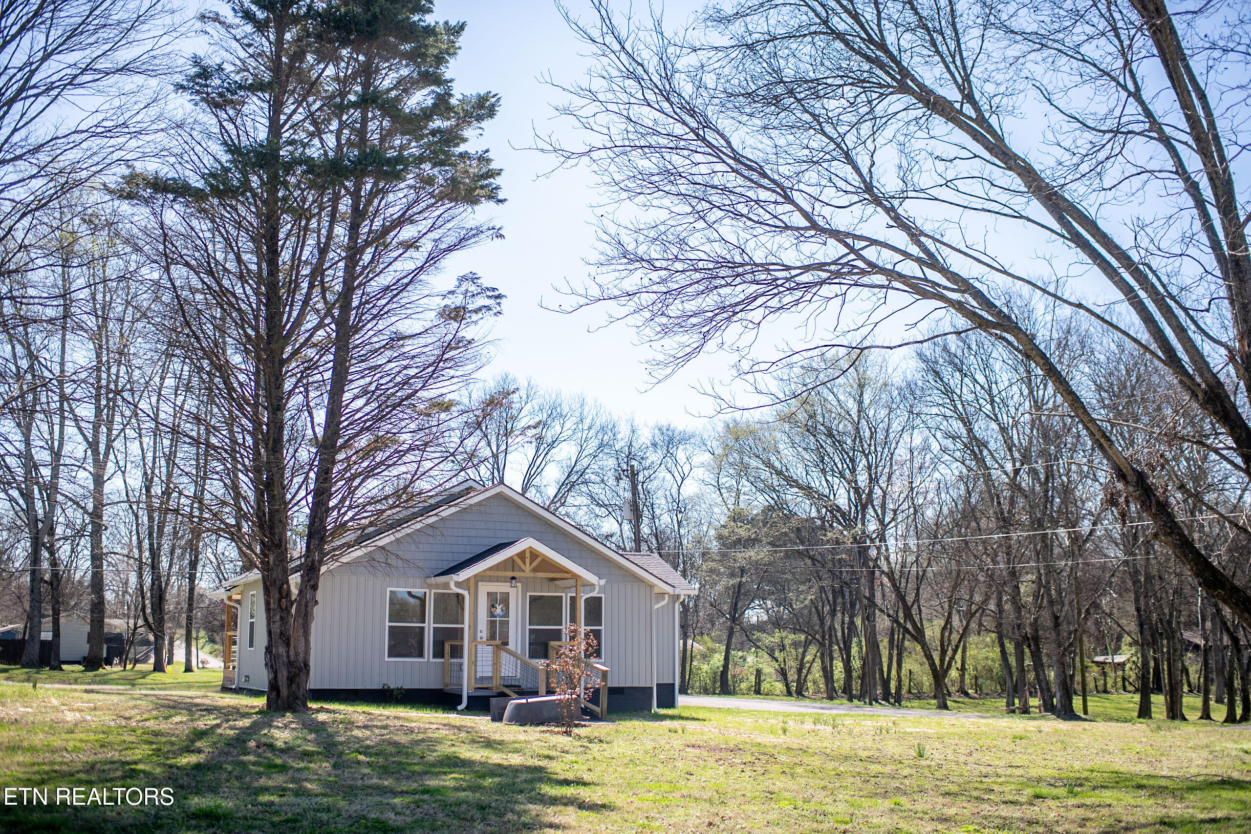 410 W Walnut Street Madisonville TN 37354