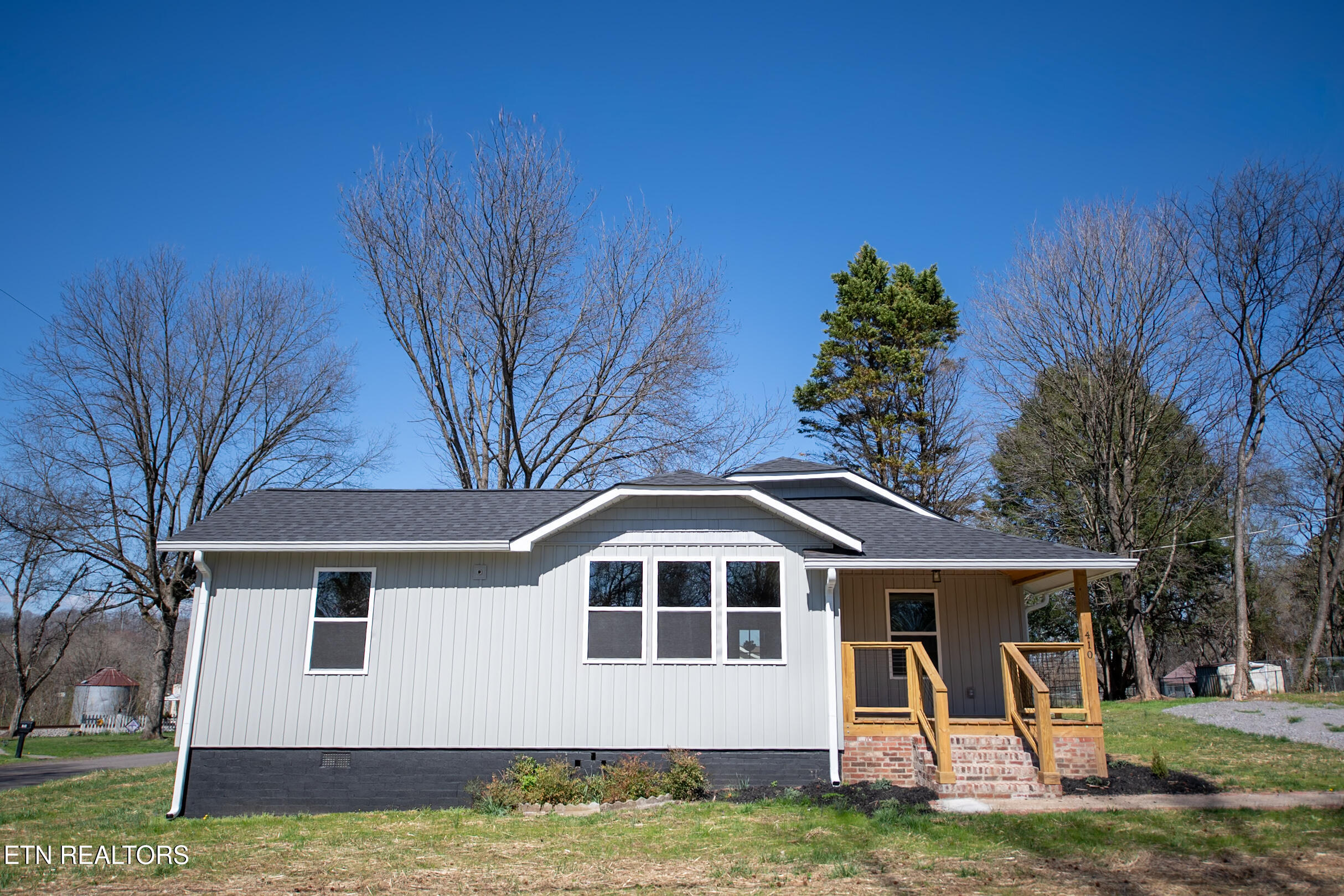 410 W Walnut Street Madisonville TN 37354