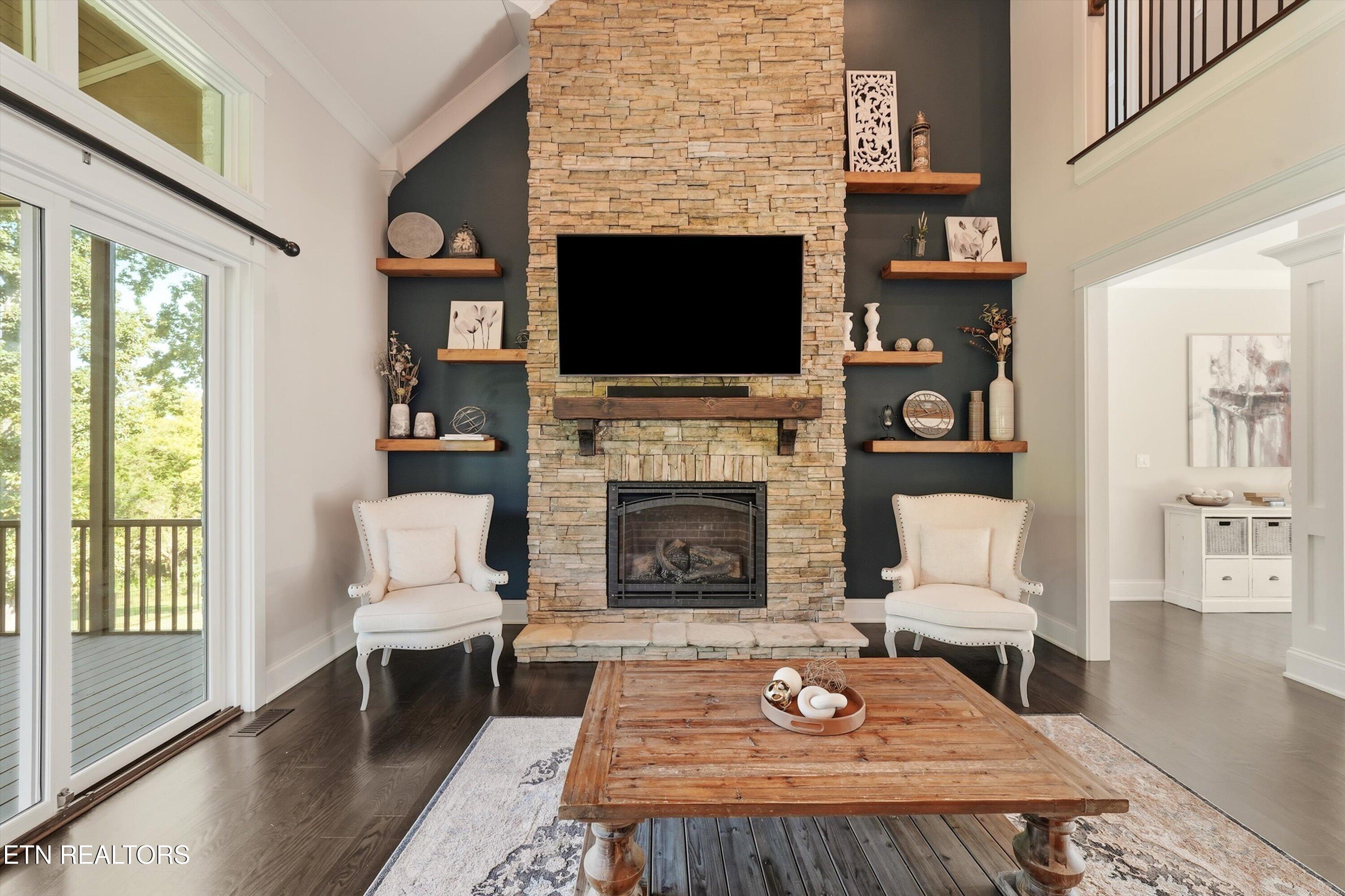 404 Stone Villa Lane Knoxville TN 37934