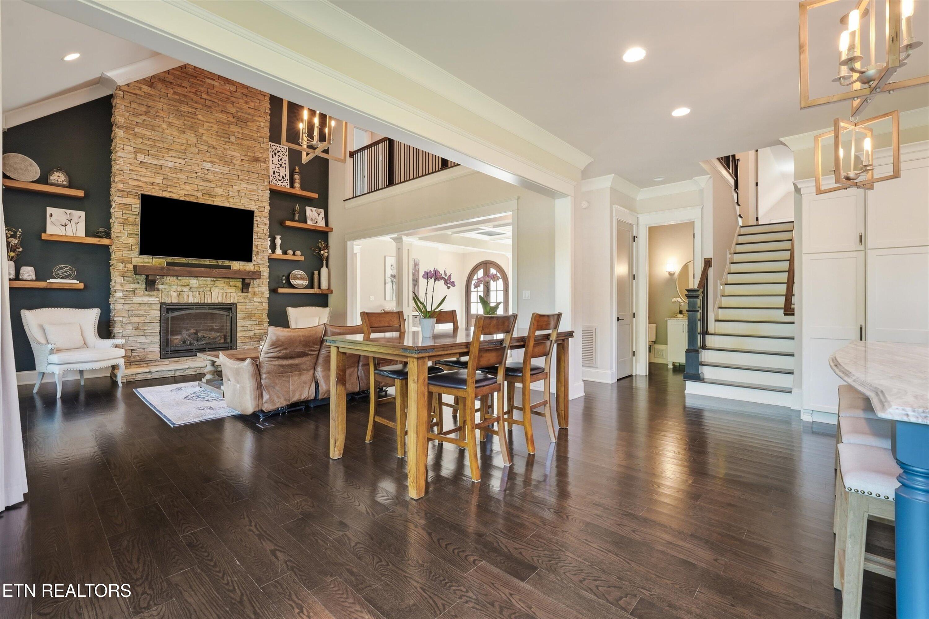 404 Stone Villa Lane Knoxville TN 37934