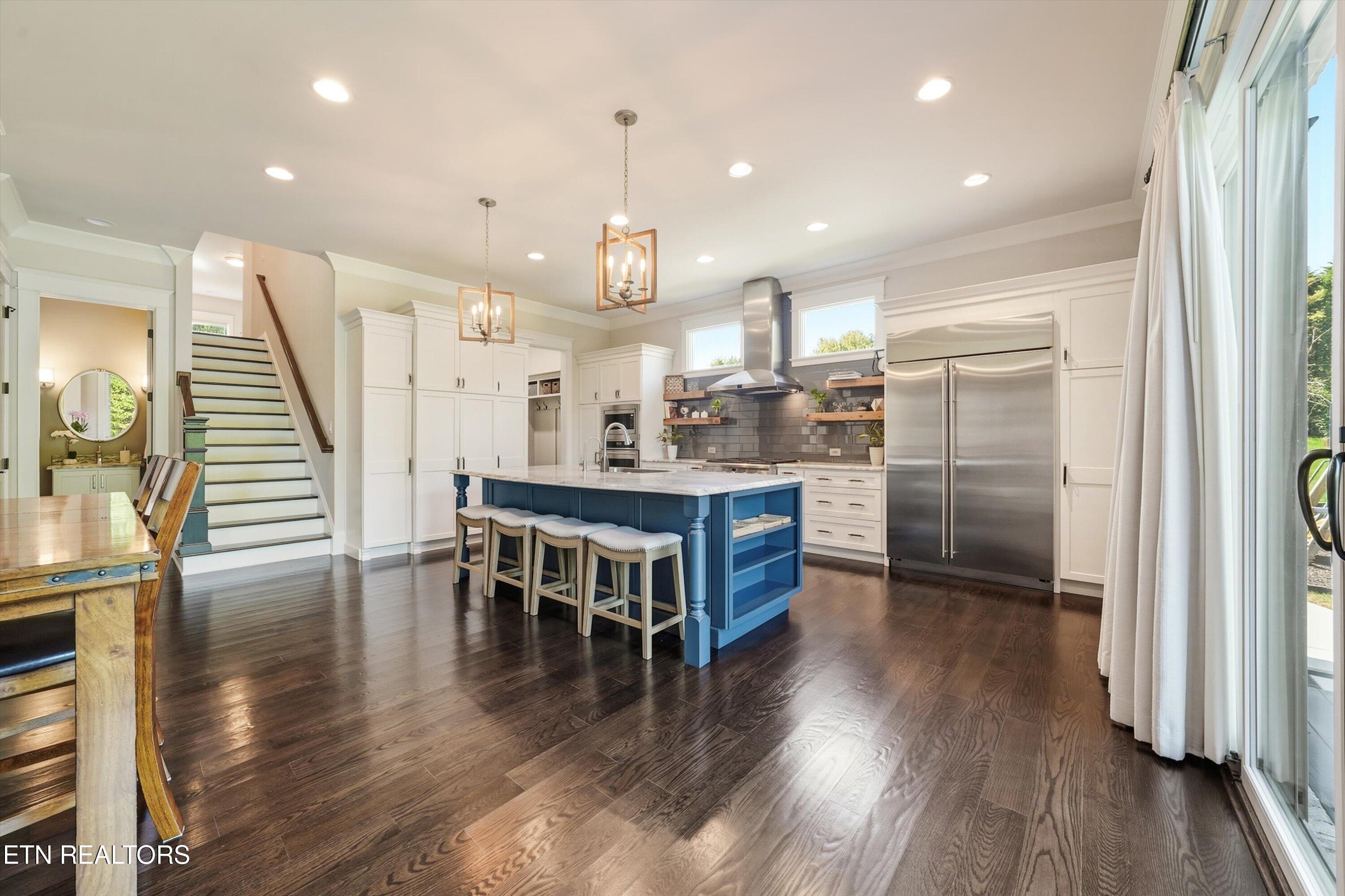 404 Stone Villa Lane Knoxville TN 37934