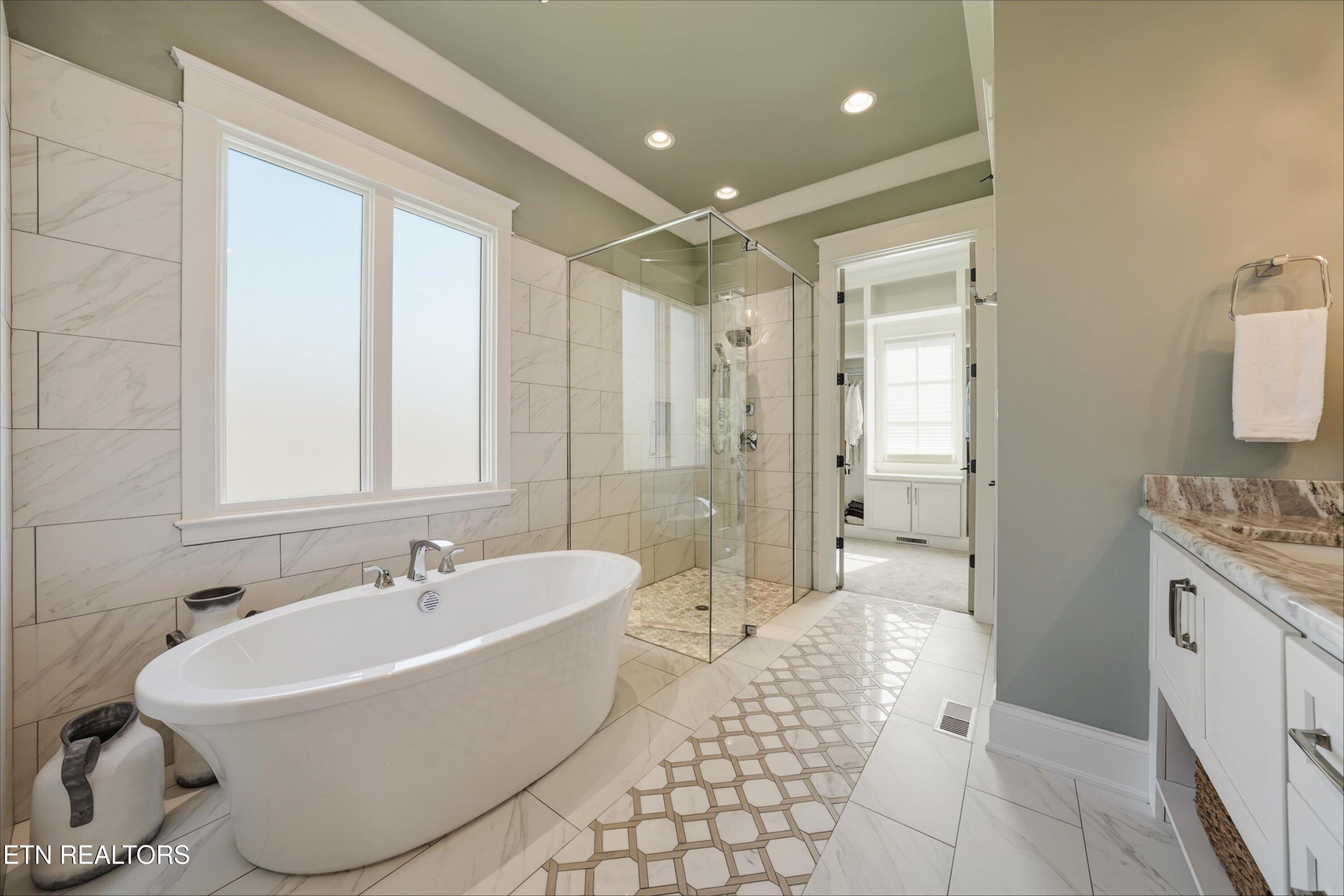 404 Stone Villa Lane Knoxville TN 37934