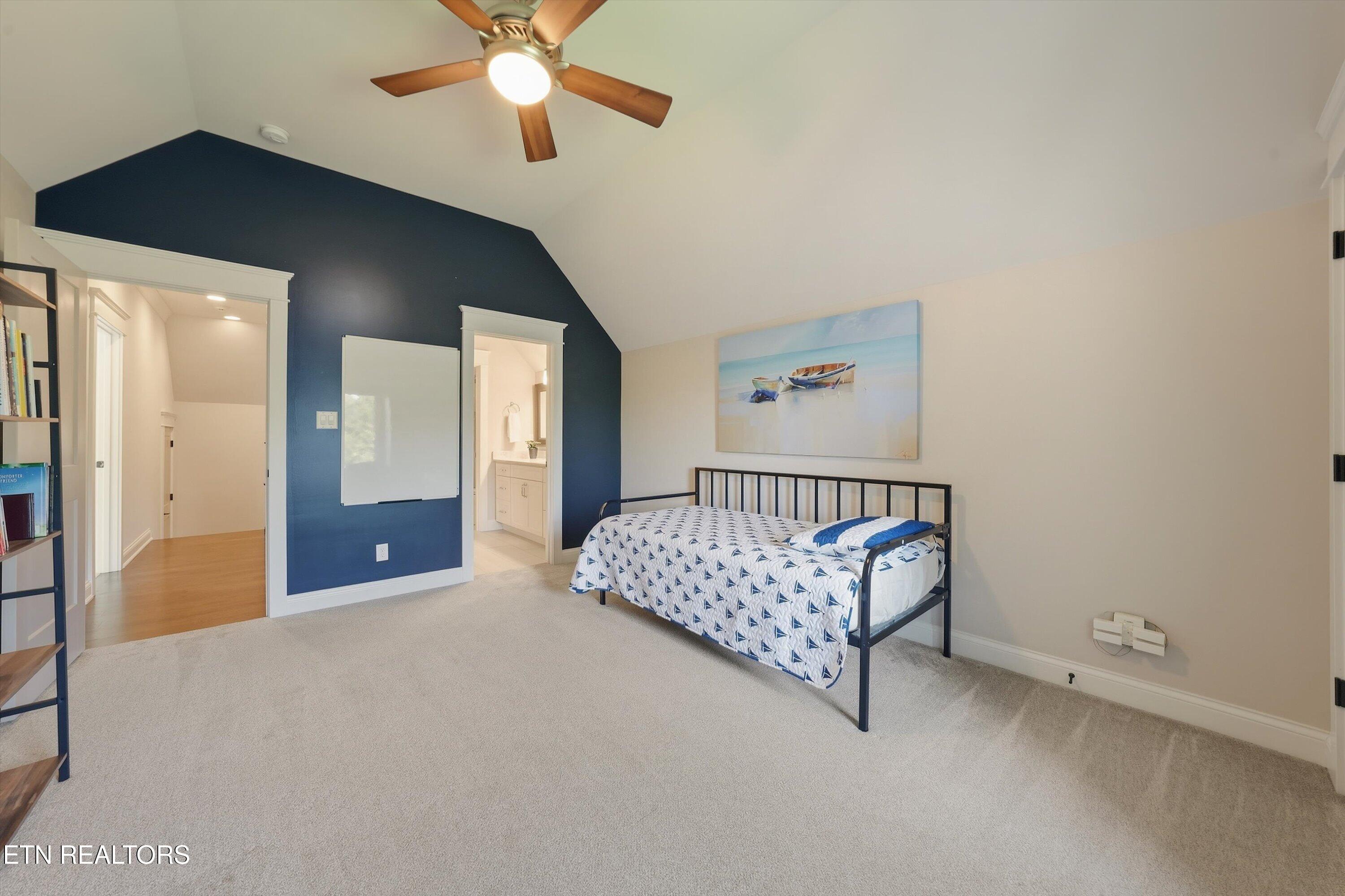 404 Stone Villa Lane Knoxville TN 37934