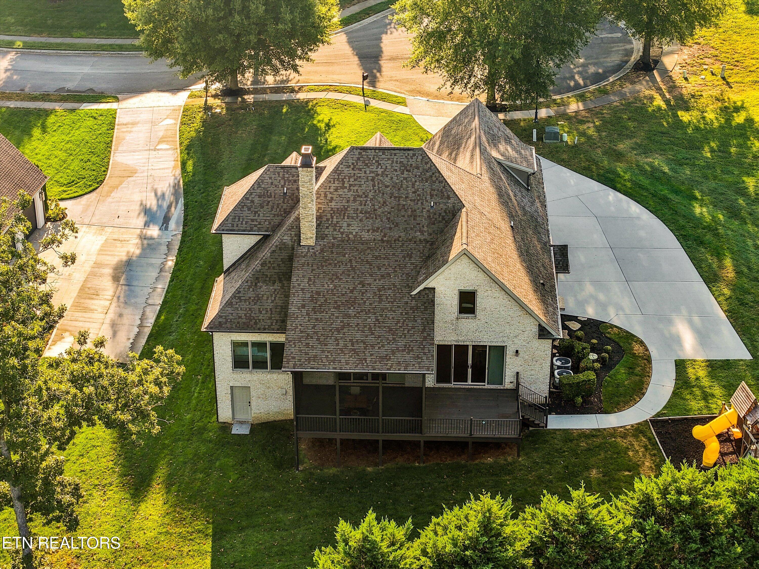 404 Stone Villa Lane Knoxville TN 37934
