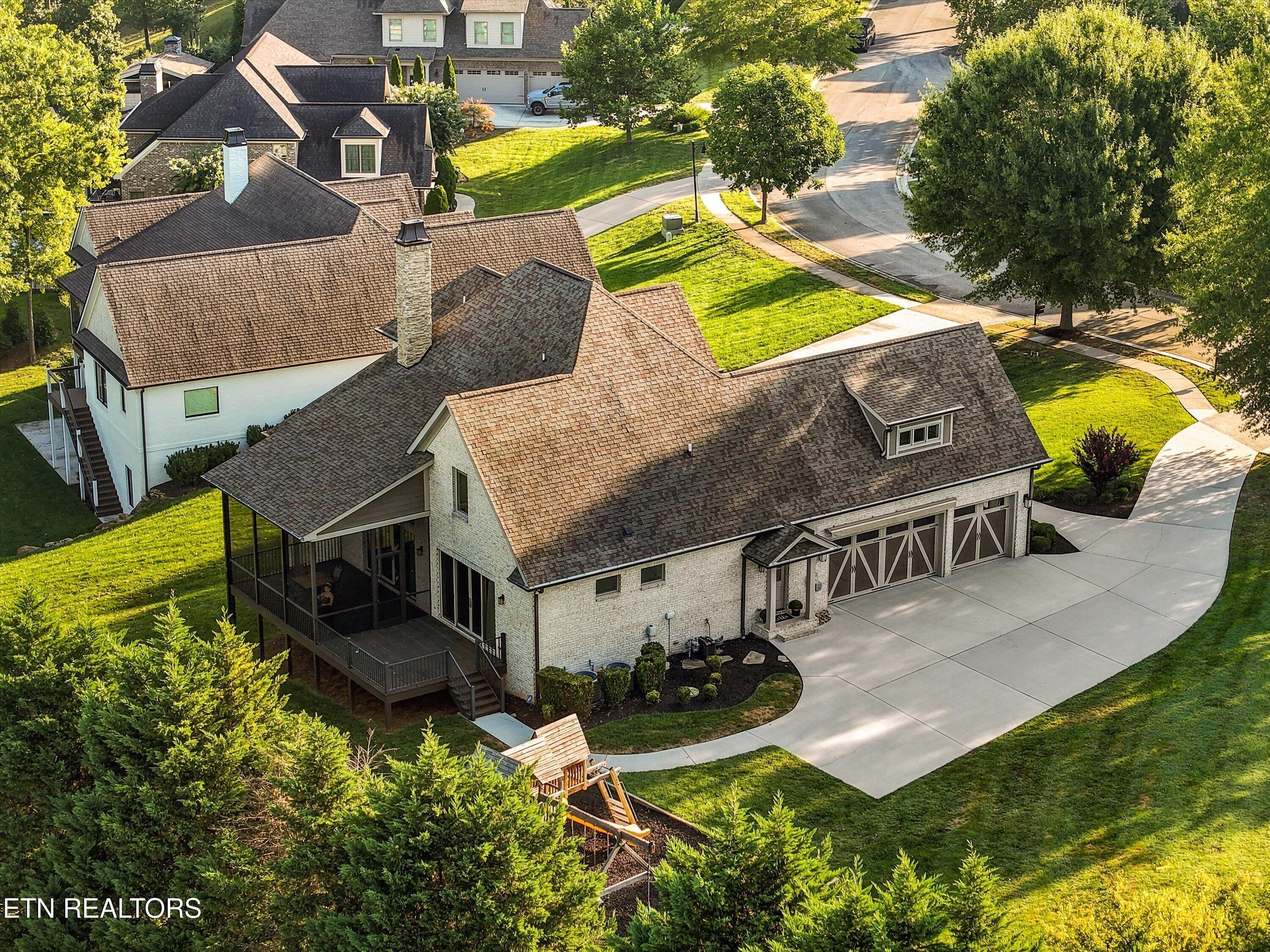 404 Stone Villa Lane Knoxville TN 37934
