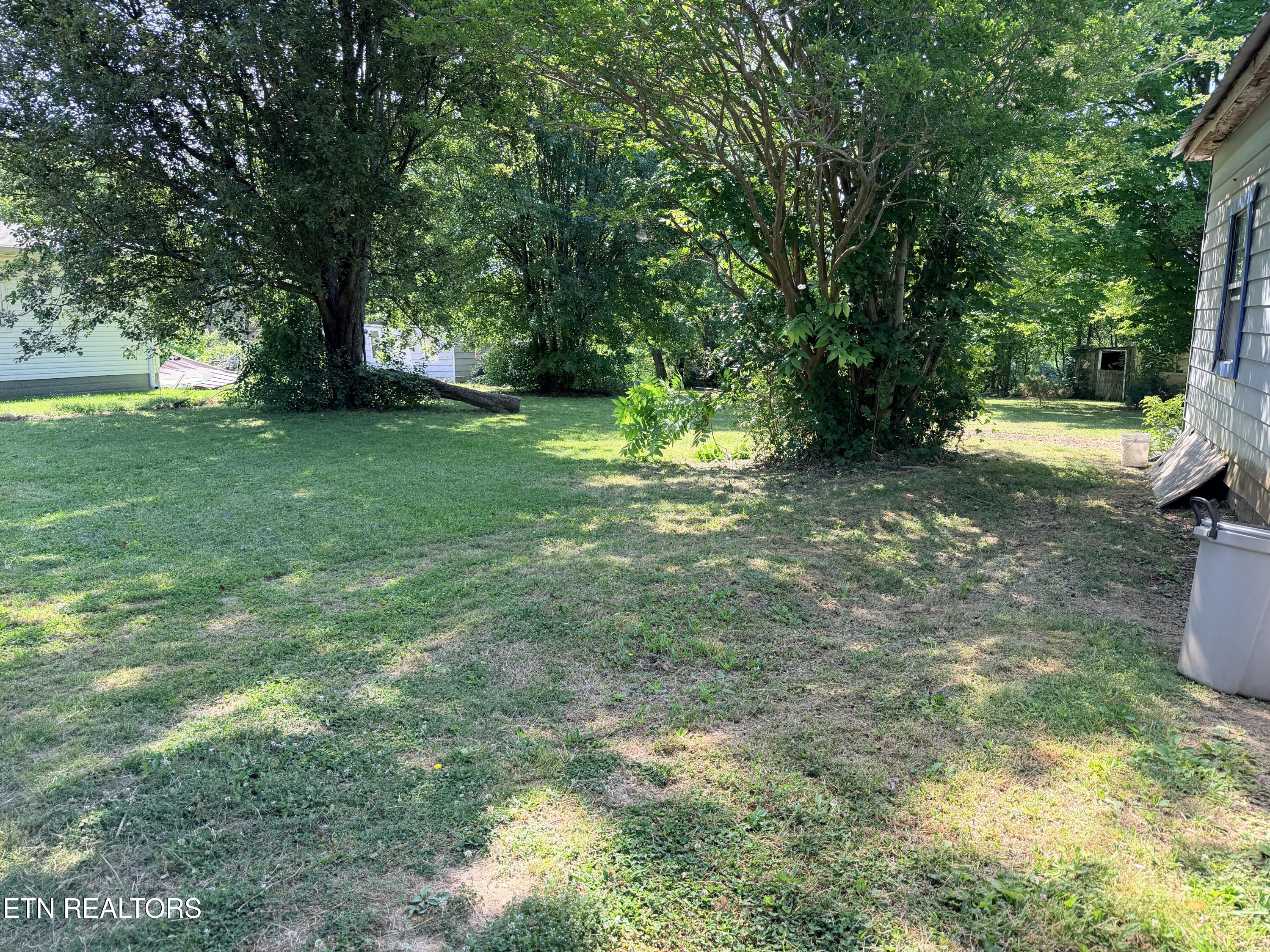 16 Saint Francis Street Englewood TN 37329