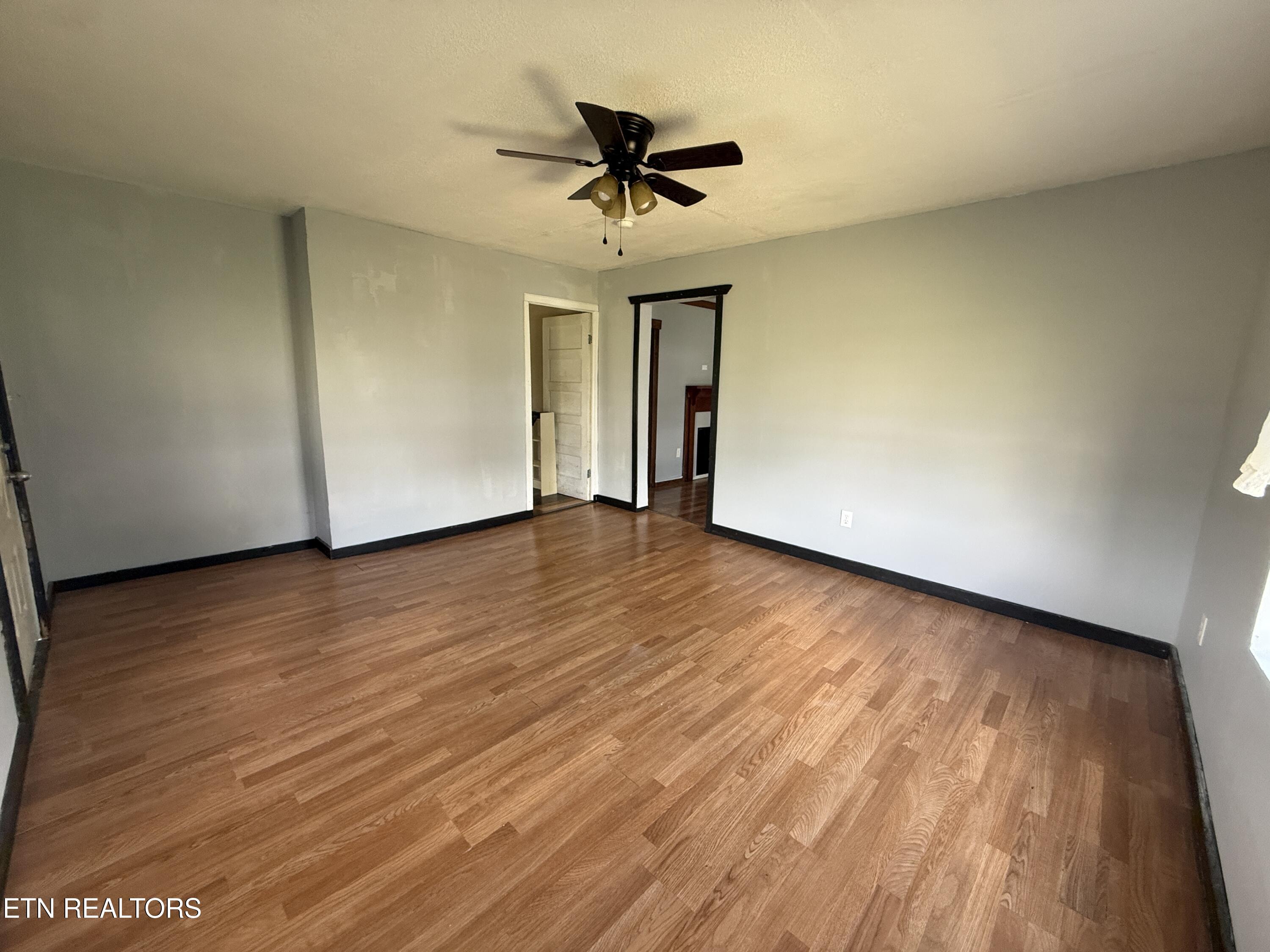 16 Saint Francis Street Englewood TN 37329