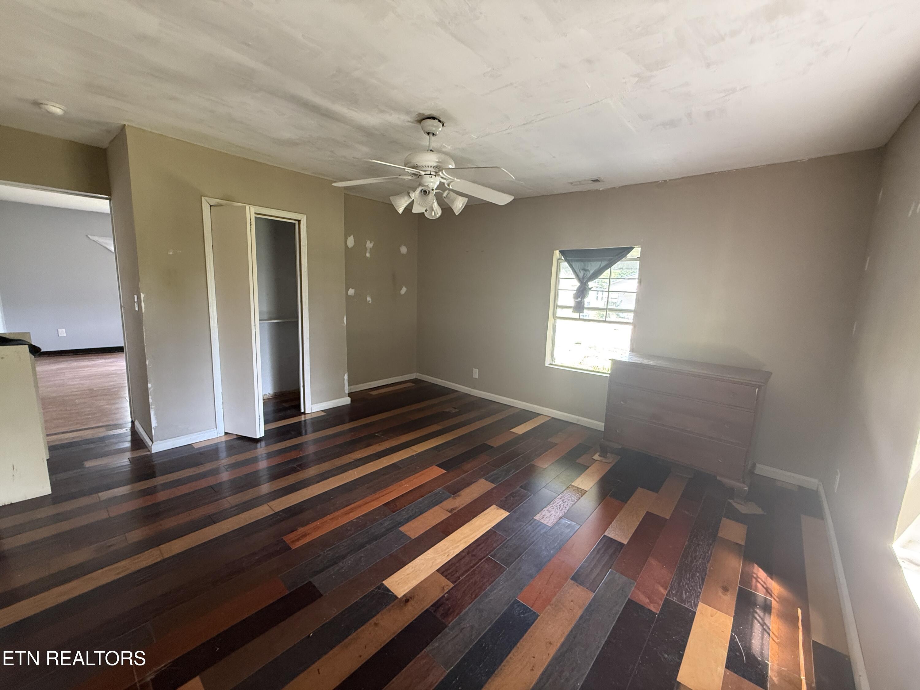 16 Saint Francis Street Englewood TN 37329