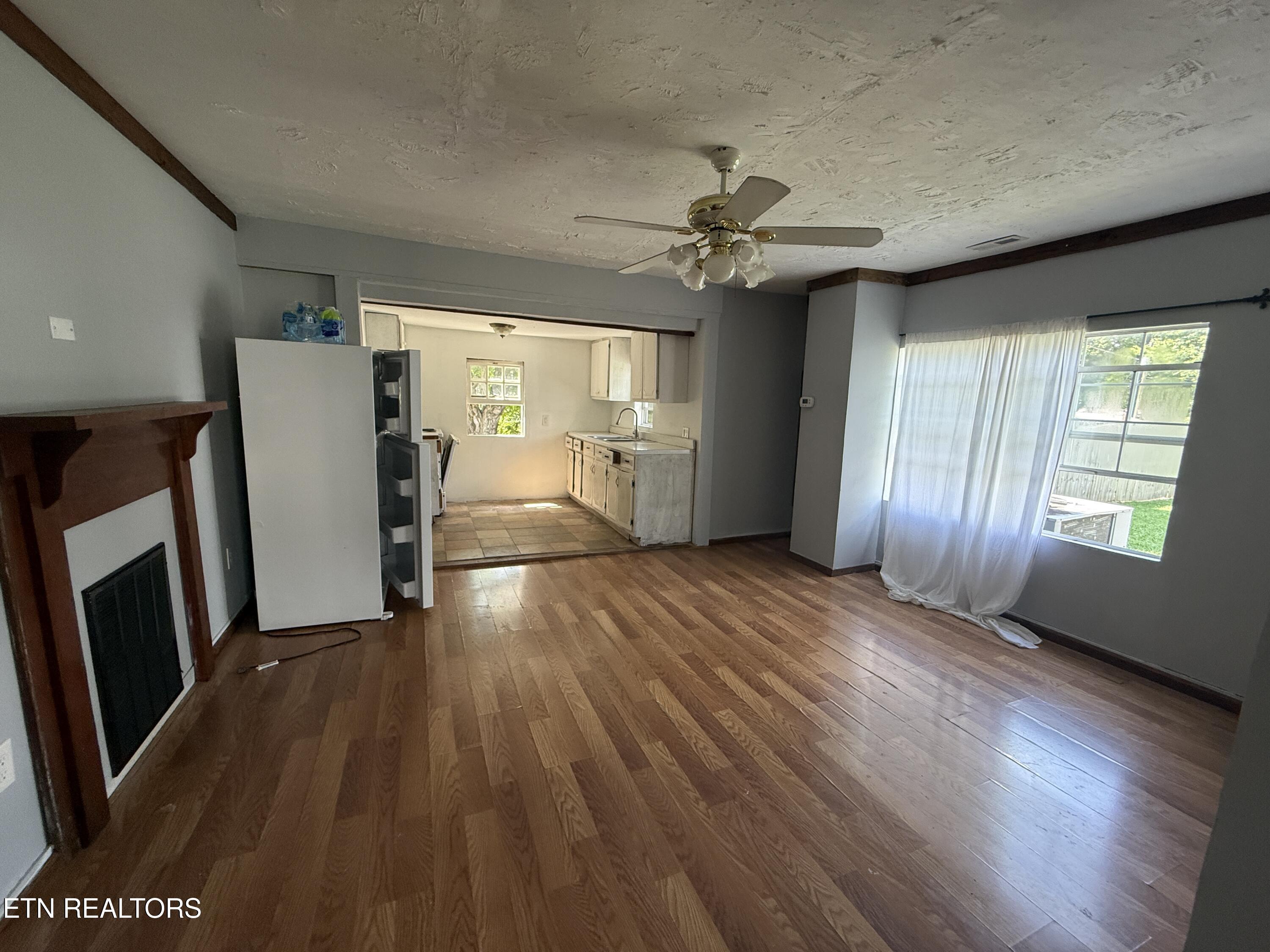 16 Saint Francis Street Englewood TN 37329