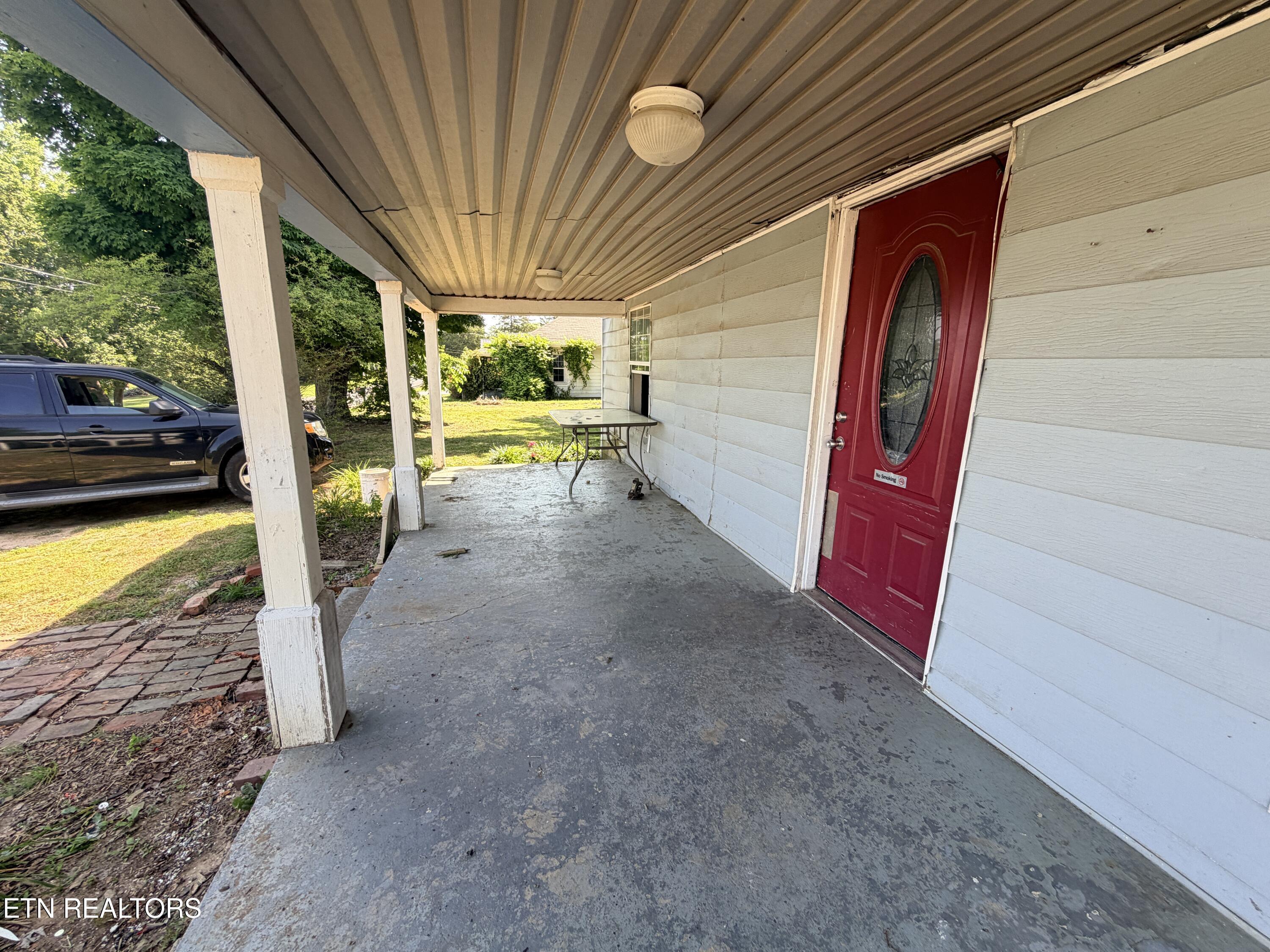 16 Saint Francis Street Englewood TN 37329
