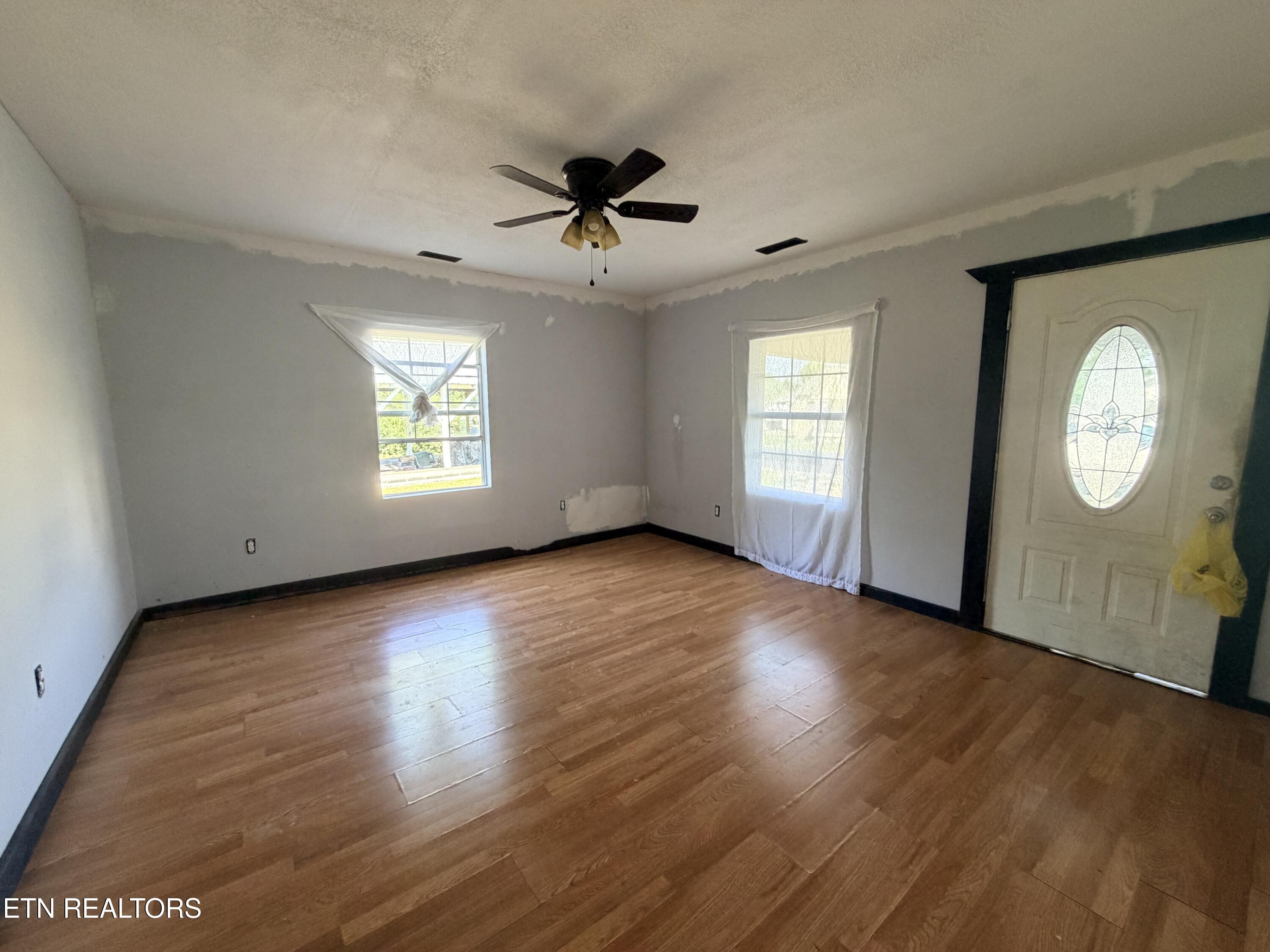 16 Saint Francis Street Englewood TN 37329