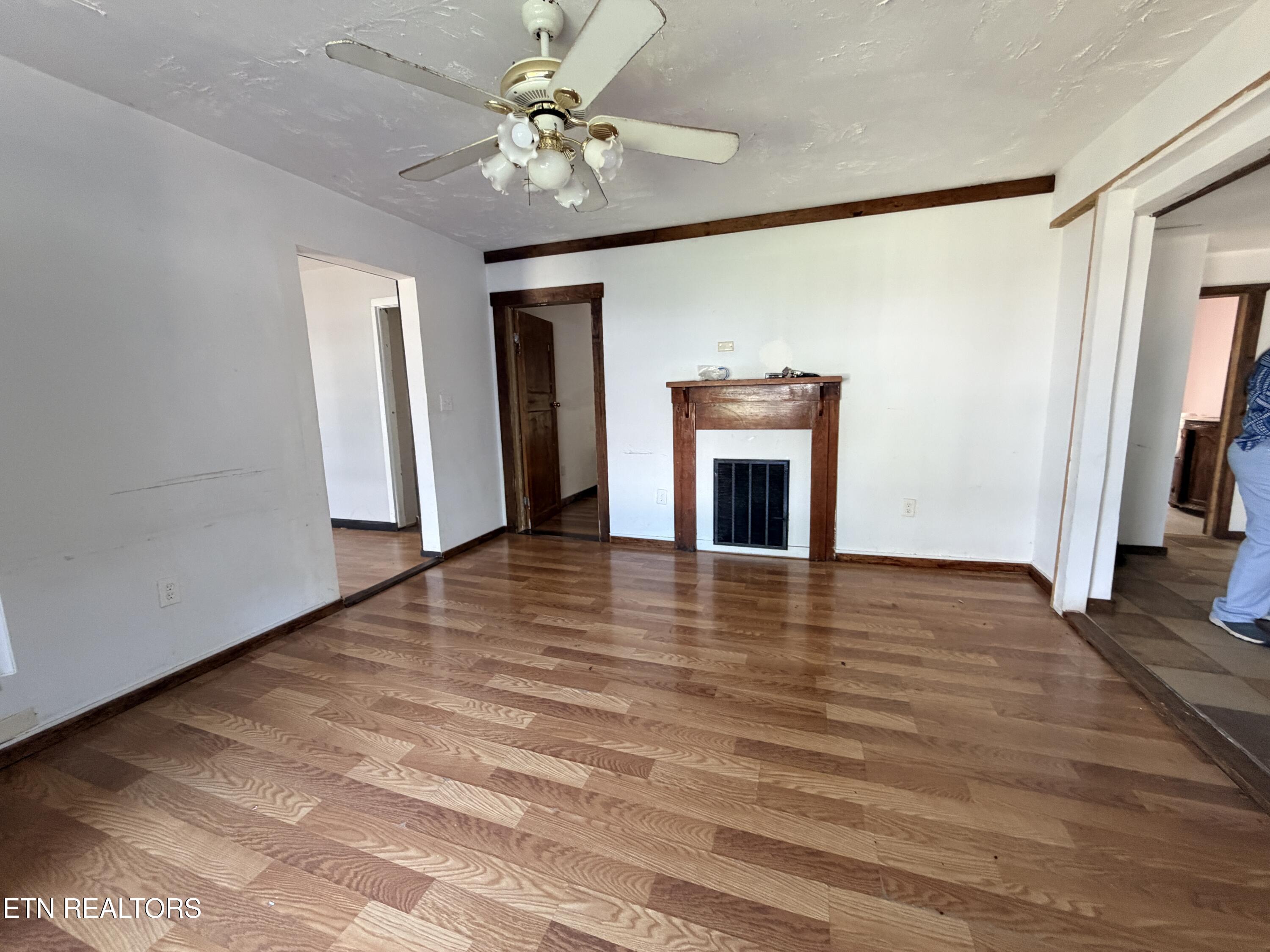 16 Saint Francis Street Englewood TN 37329