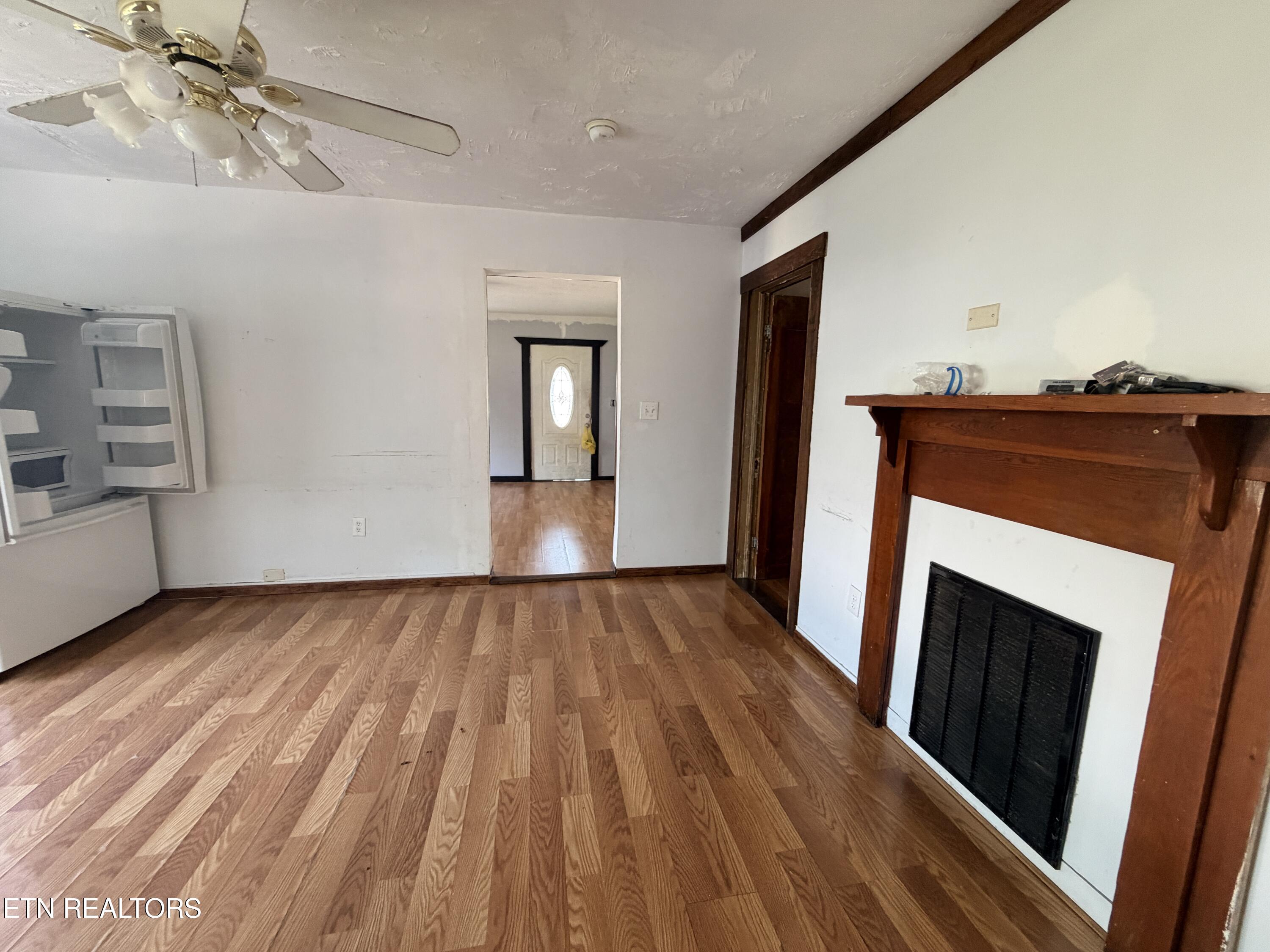 16 Saint Francis Street Englewood TN 37329