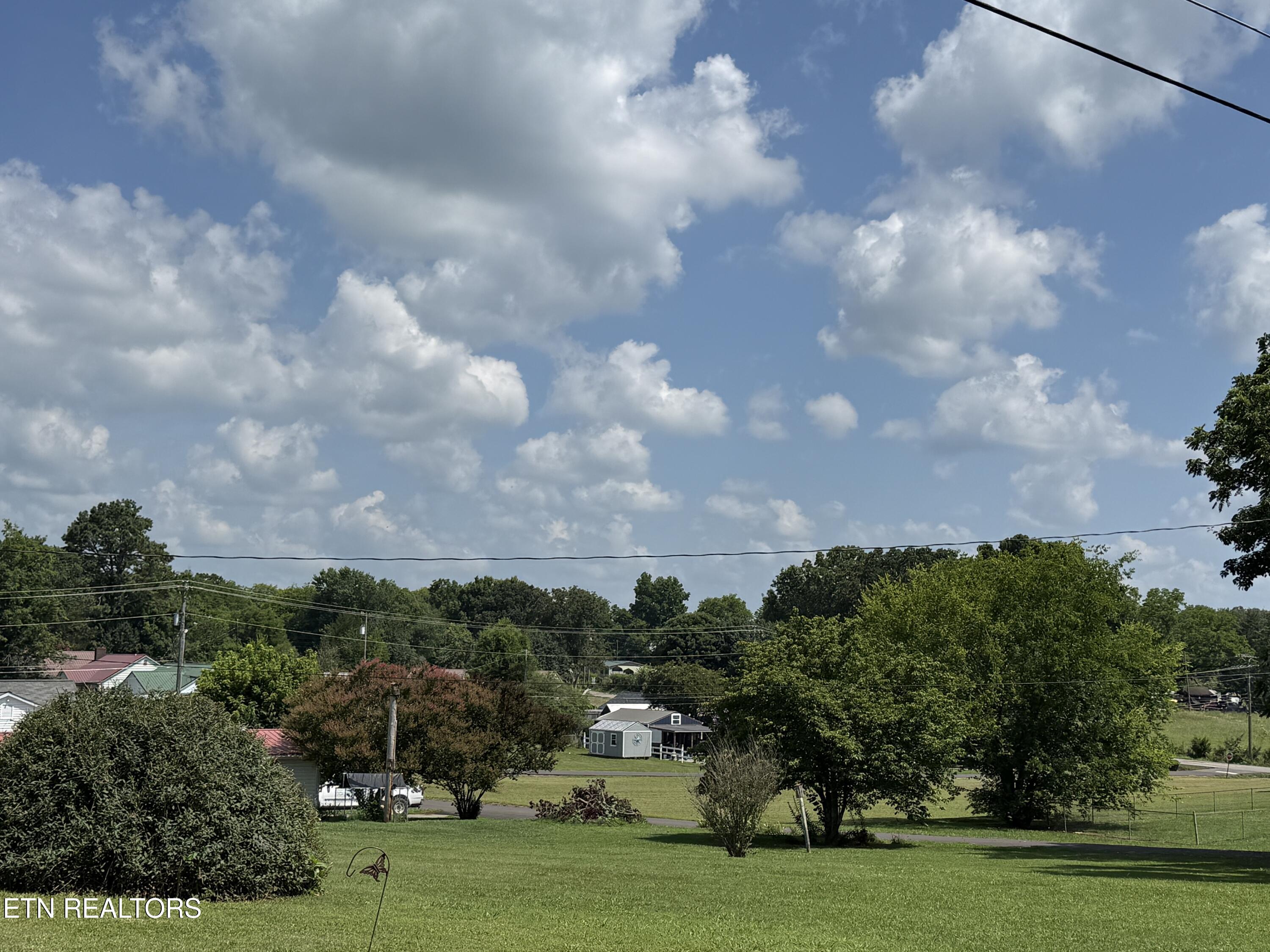 16 Saint Francis Street Englewood TN 37329