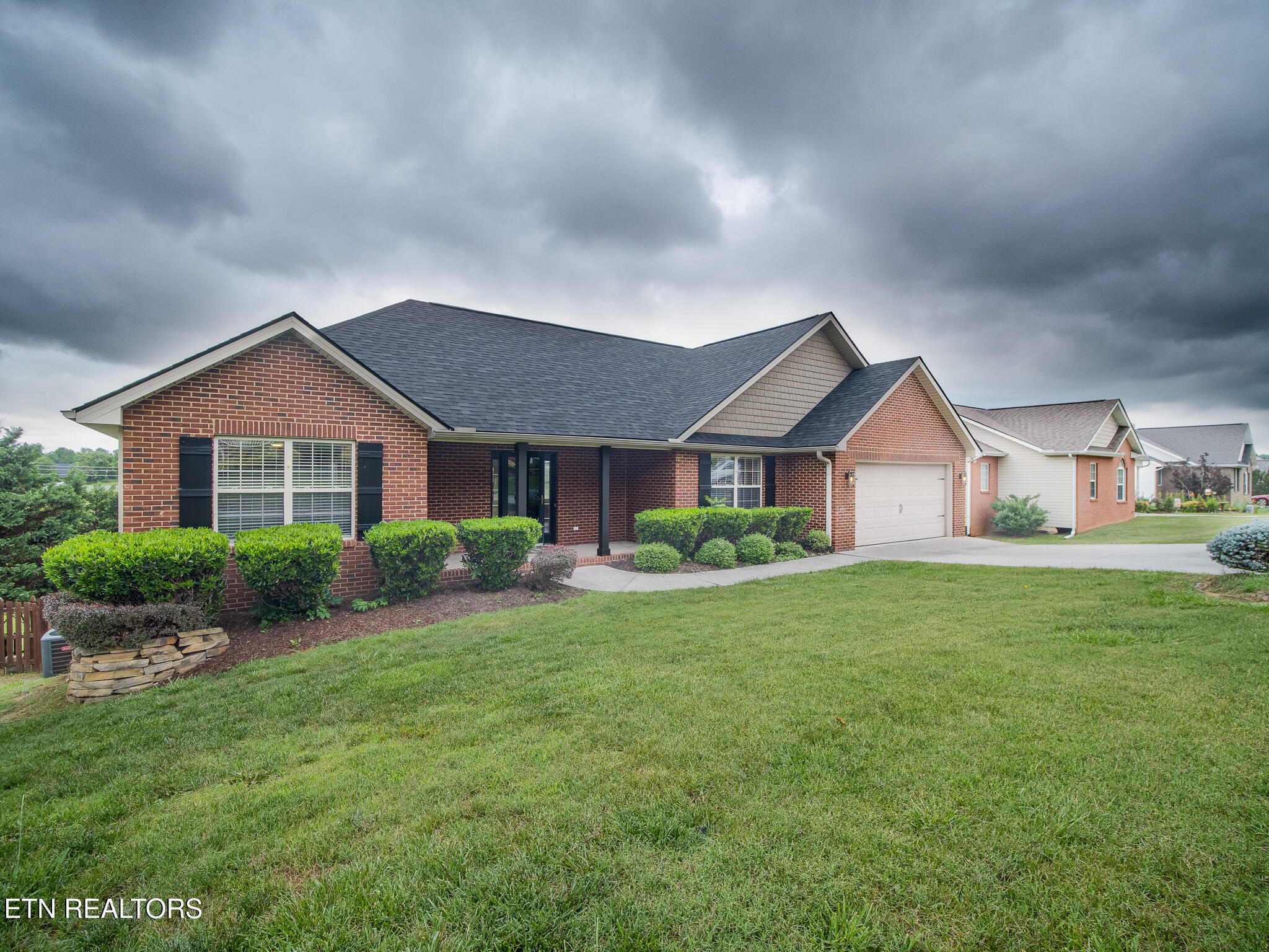 8113 Cambridge Gables Lane Knoxville TN 37938