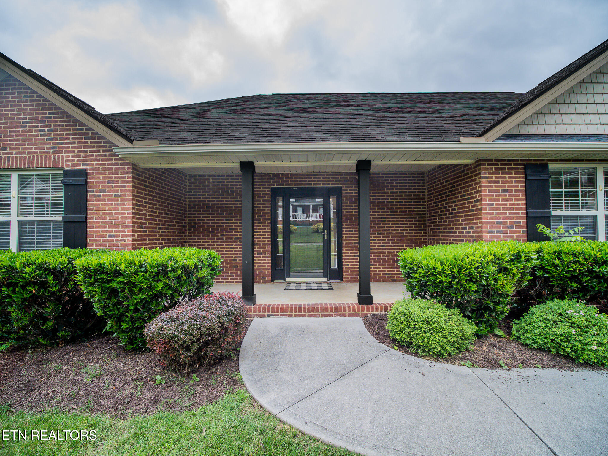 8113 Cambridge Gables Lane Knoxville TN 37938