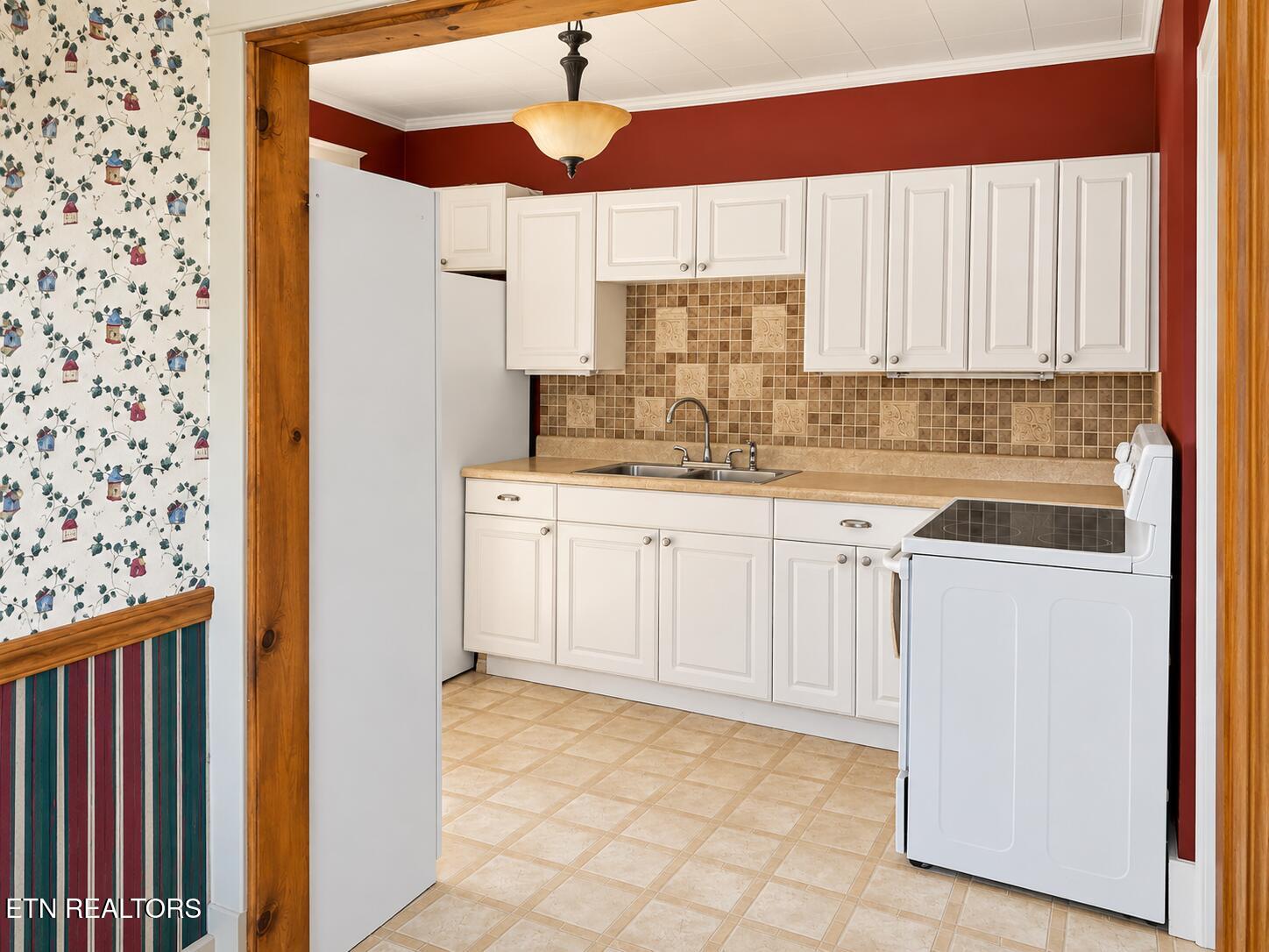 5205 Jacksboro Pike Knoxville TN 37918