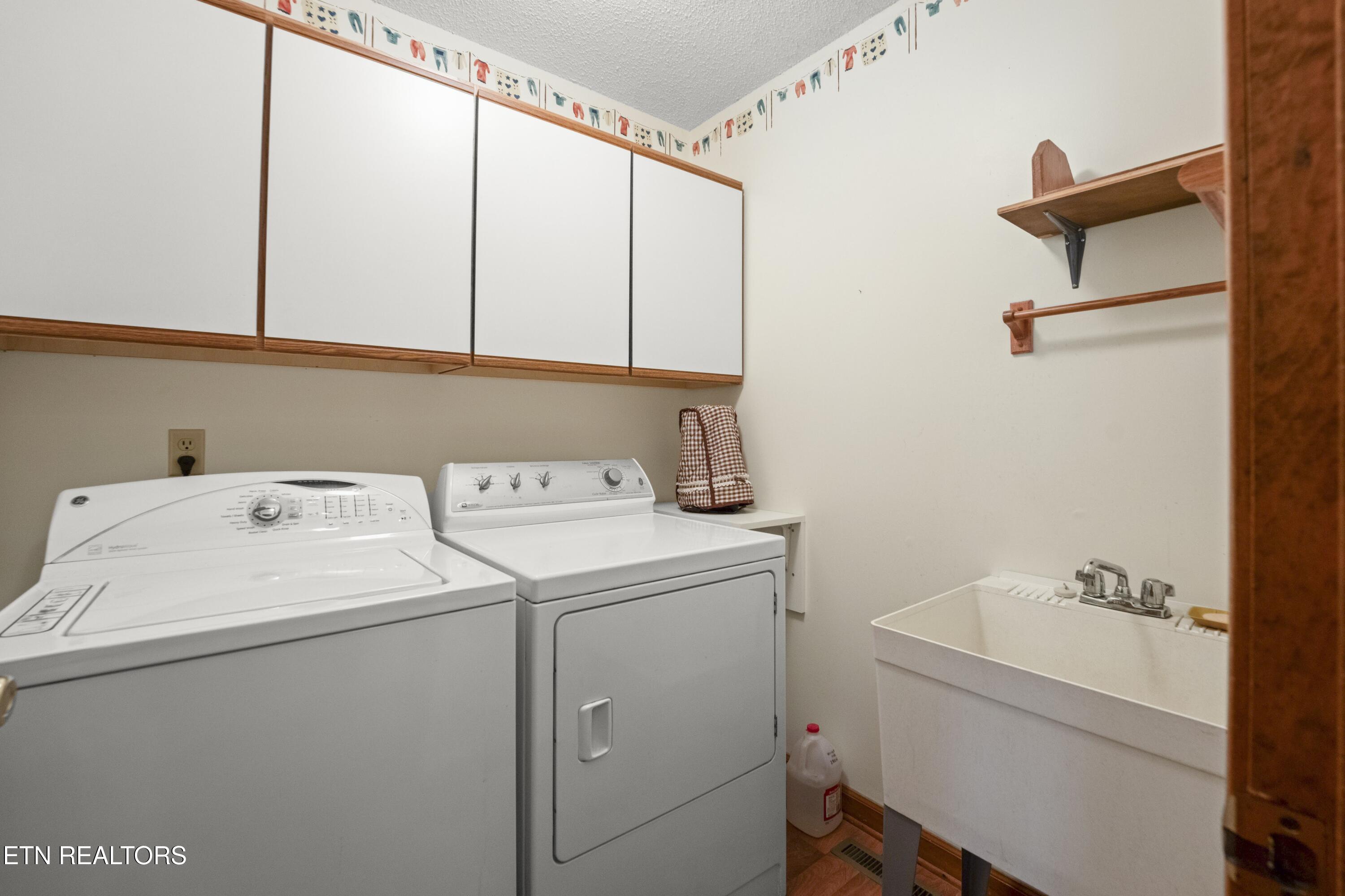 118 Laurelton Lane Crossville TN 38558