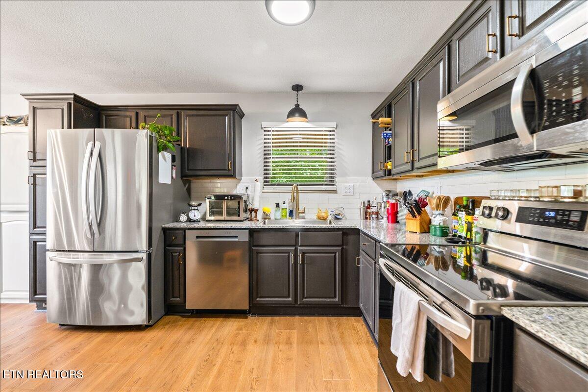 111 Golf Hill Lane Lafollette TN 37766