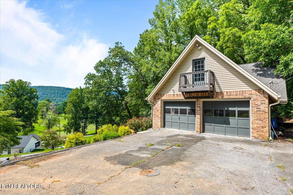 111 Golf Hill Lane Lafollette TN 37766