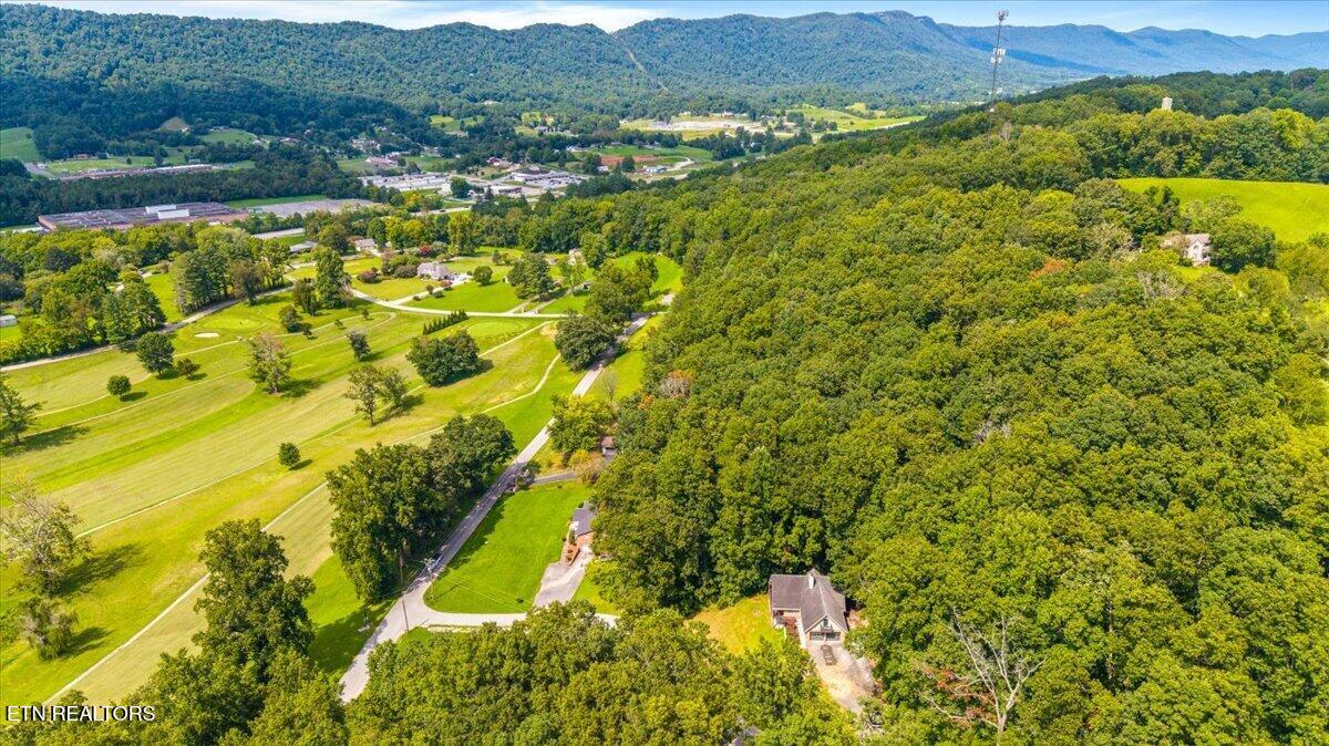 111 Golf Hill Lane Lafollette TN 37766