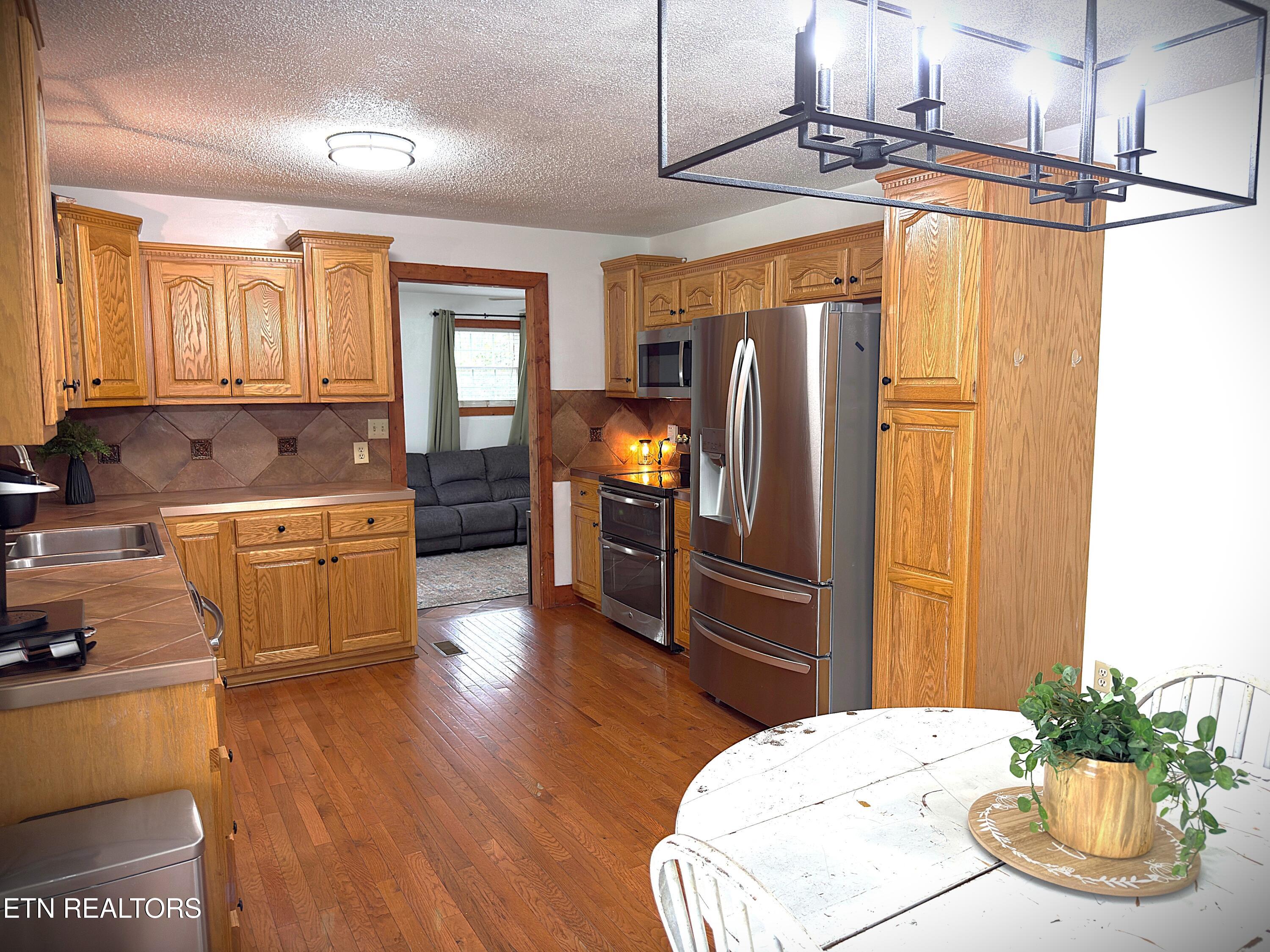 212 Austin Circle Livingston TN 38570