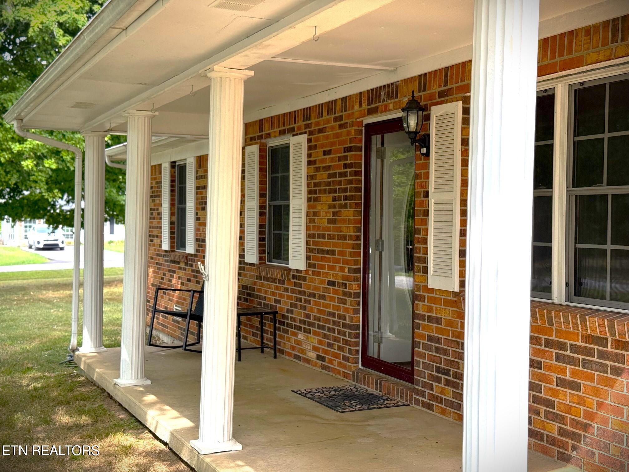 212 Austin Circle Livingston TN 38570