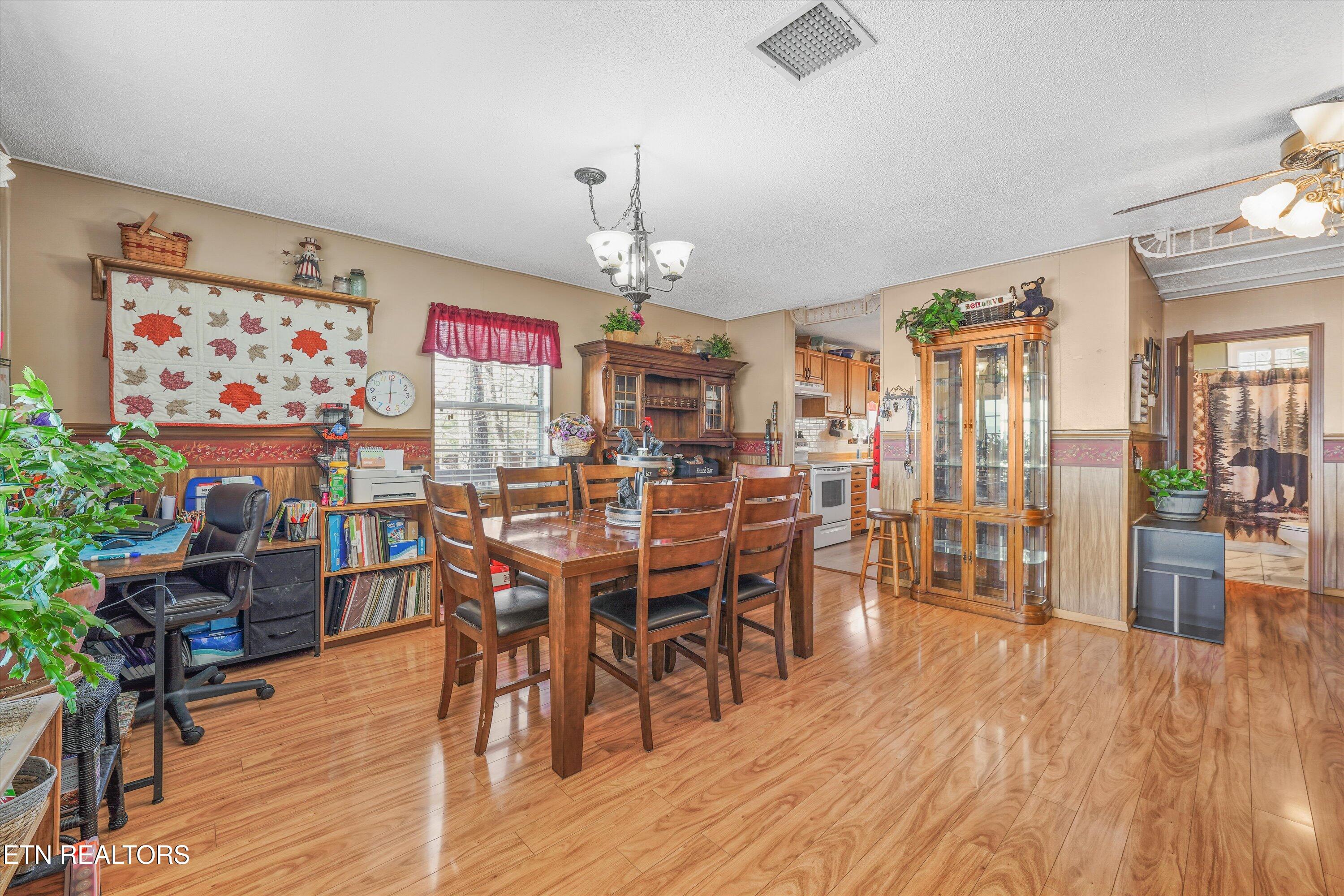 1009 Old Laurel Lane Sevierville TN 37876