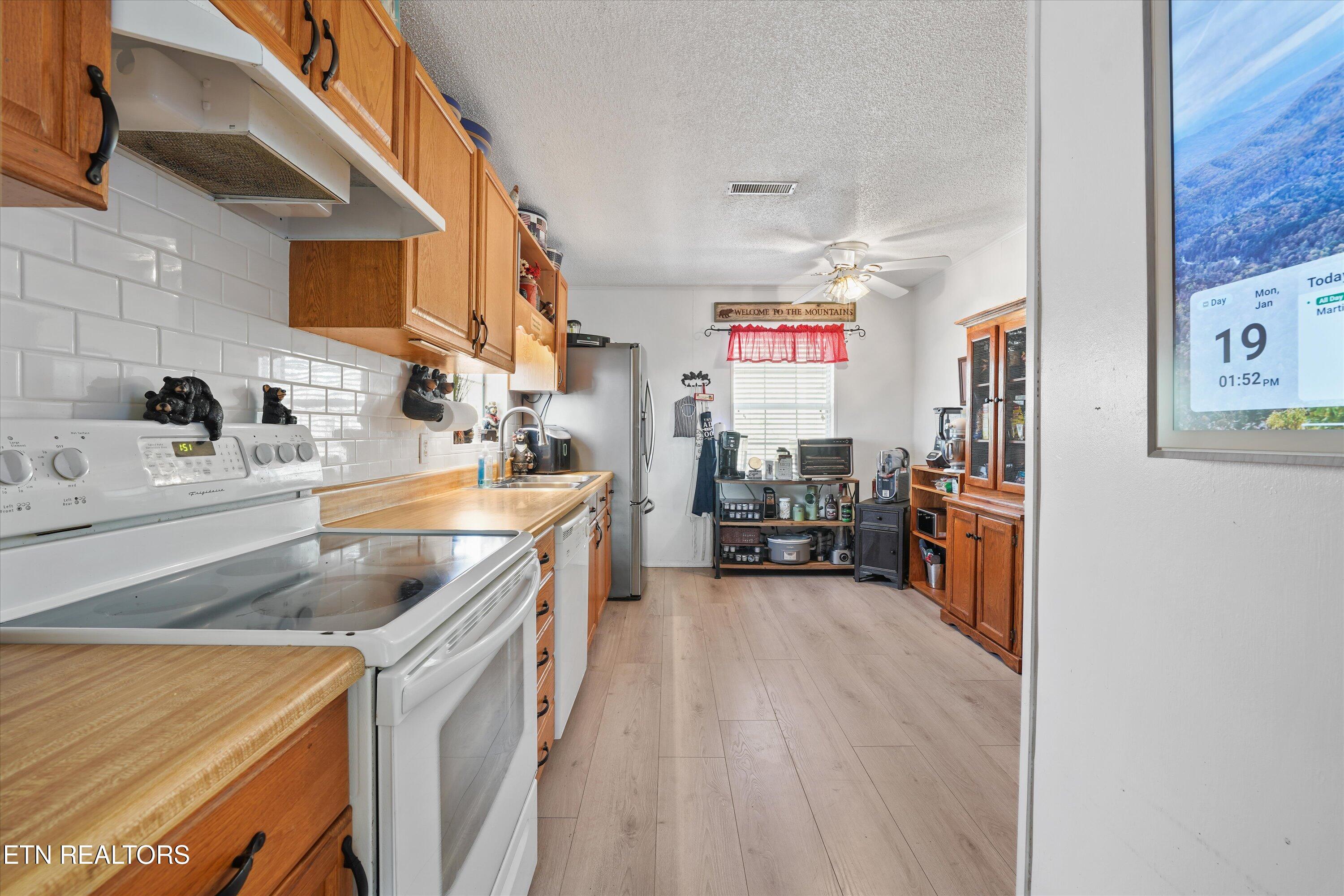 1009 Old Laurel Lane Sevierville TN 37876