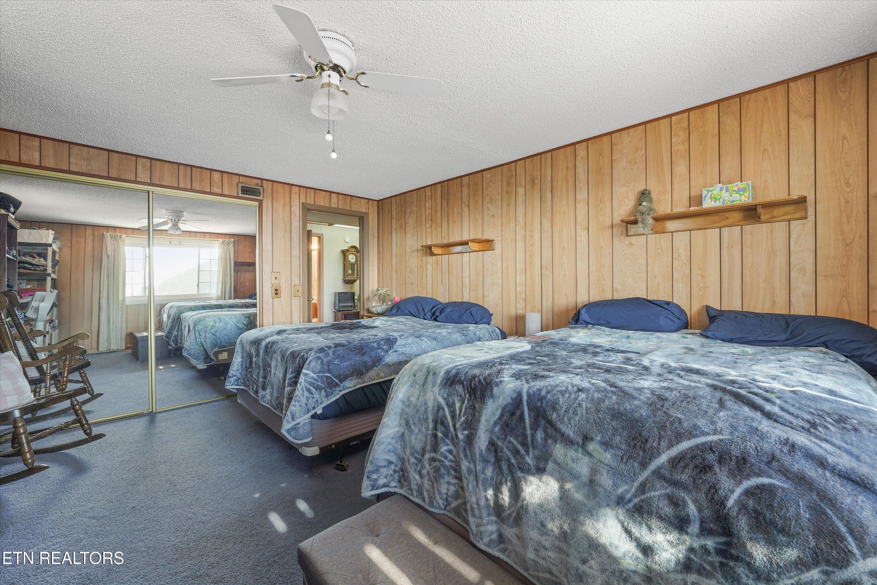 1009 Old Laurel Lane Sevierville TN 37876