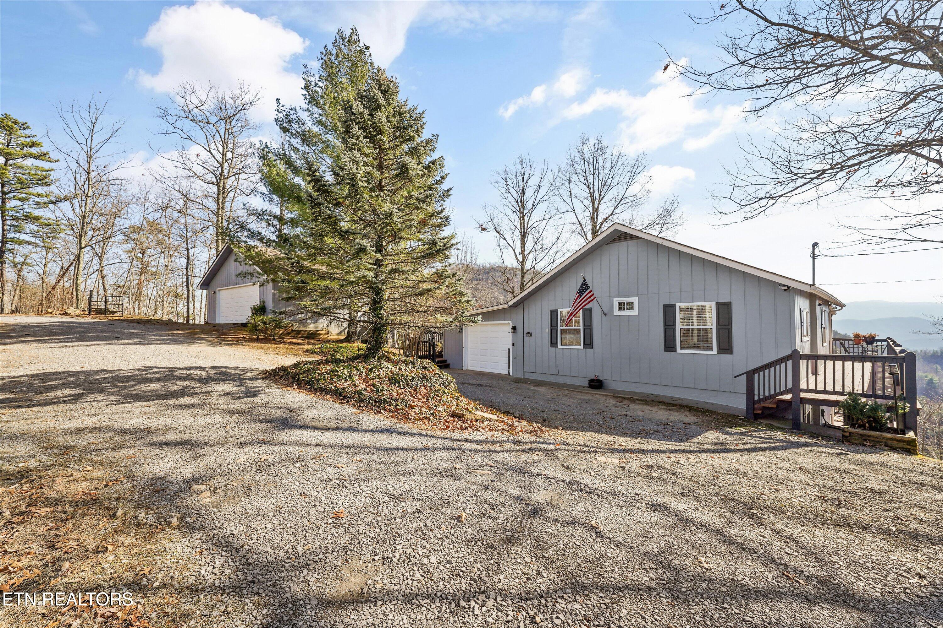 1009 Old Laurel Lane Sevierville TN 37876