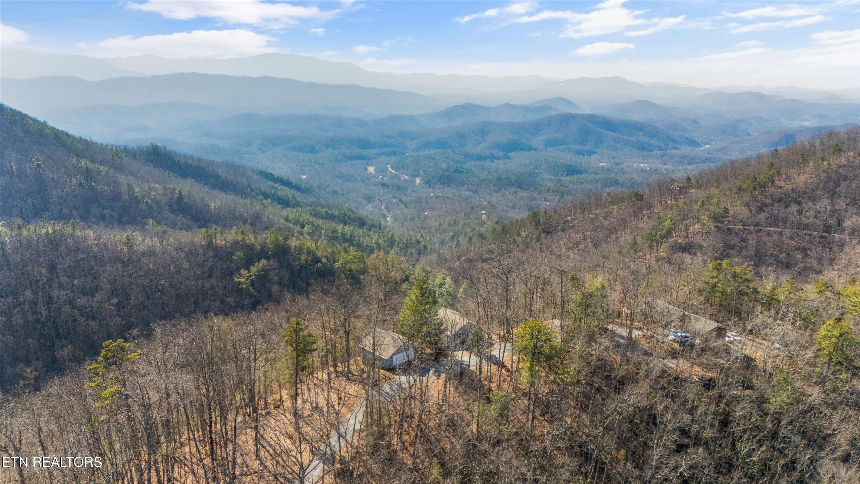 1009 Old Laurel Lane Sevierville TN 37876