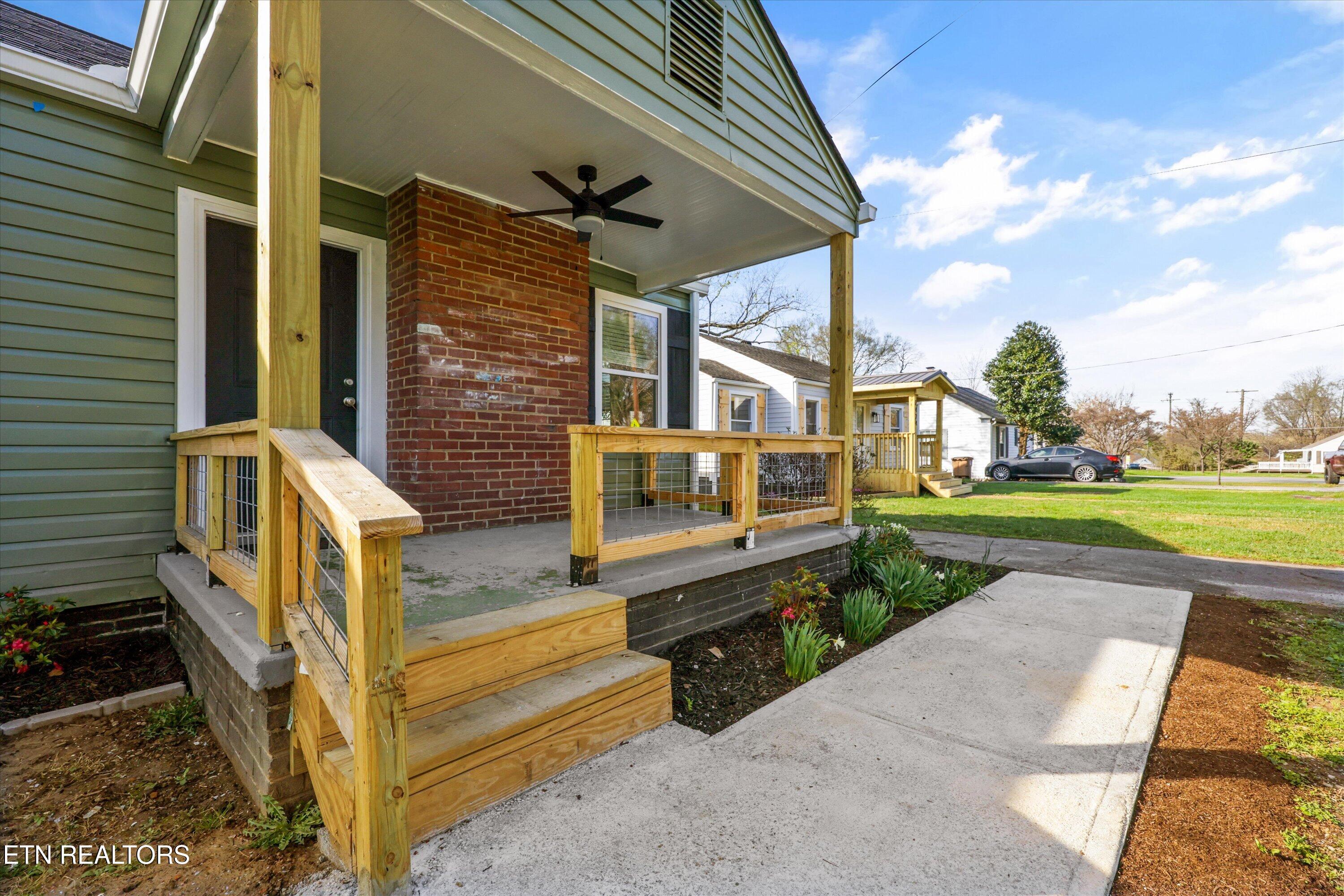 2428 Lawson Avenue Knoxville TN 37917