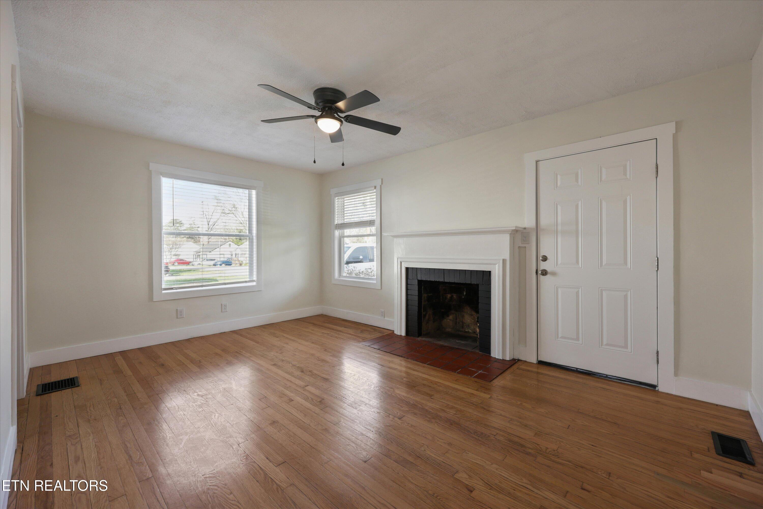 2428 Lawson Avenue Knoxville TN 37917
