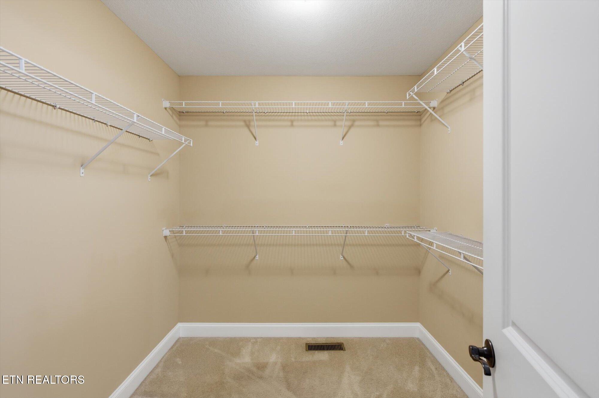108 Oakwood Drive Maynardville TN 37807