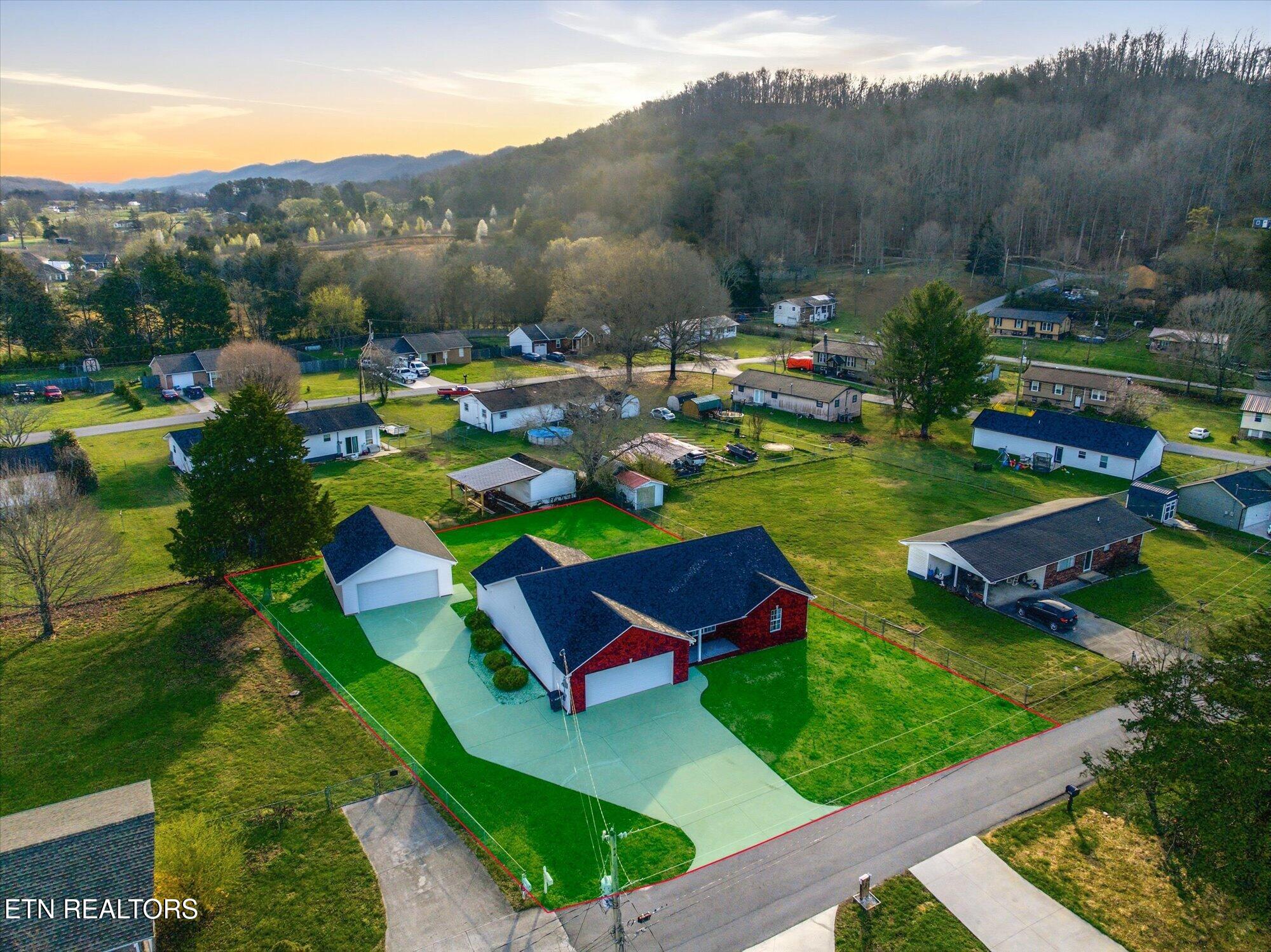 108 Oakwood Drive Maynardville TN 37807