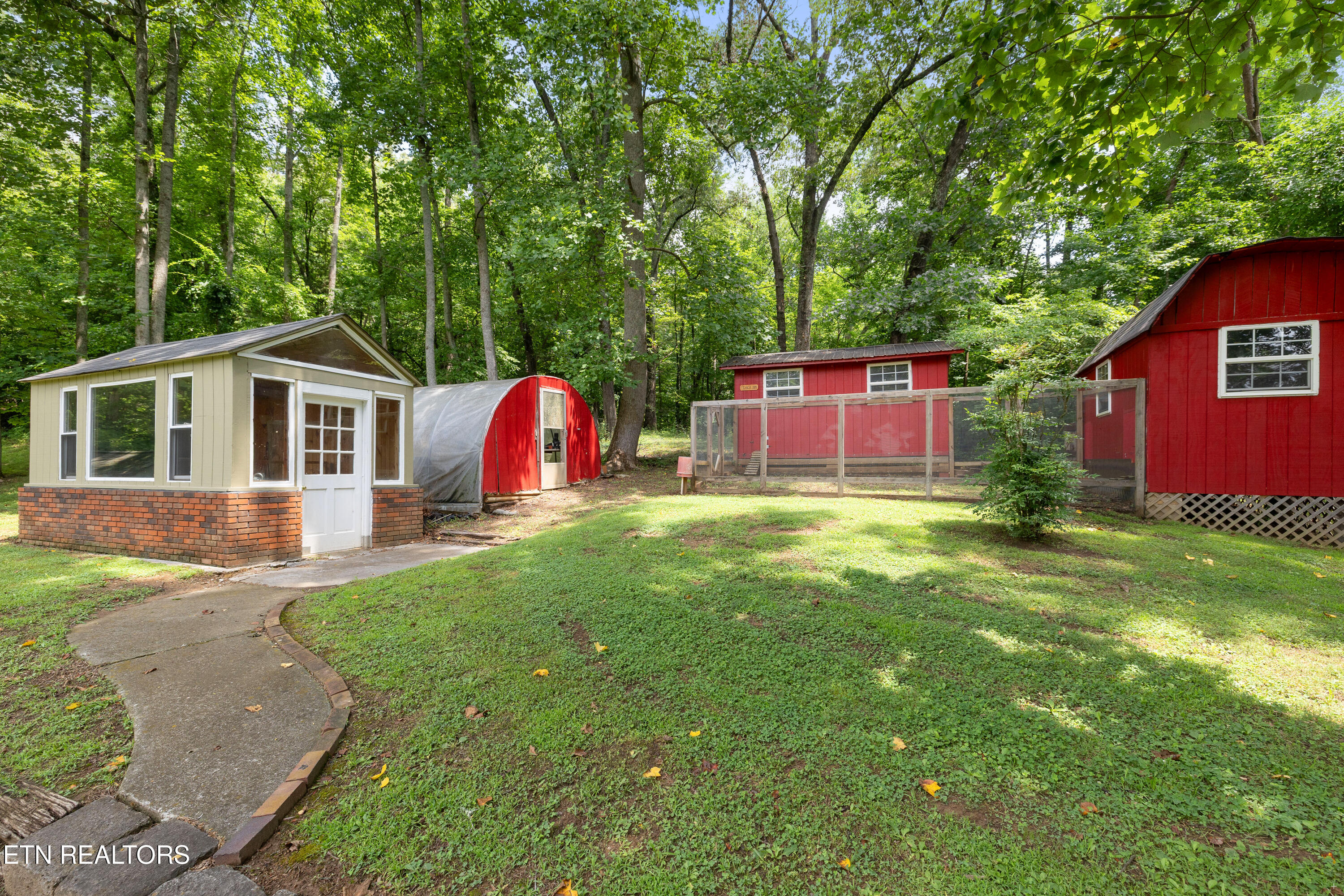 288 Mountain View Road Heiskell TN 37754