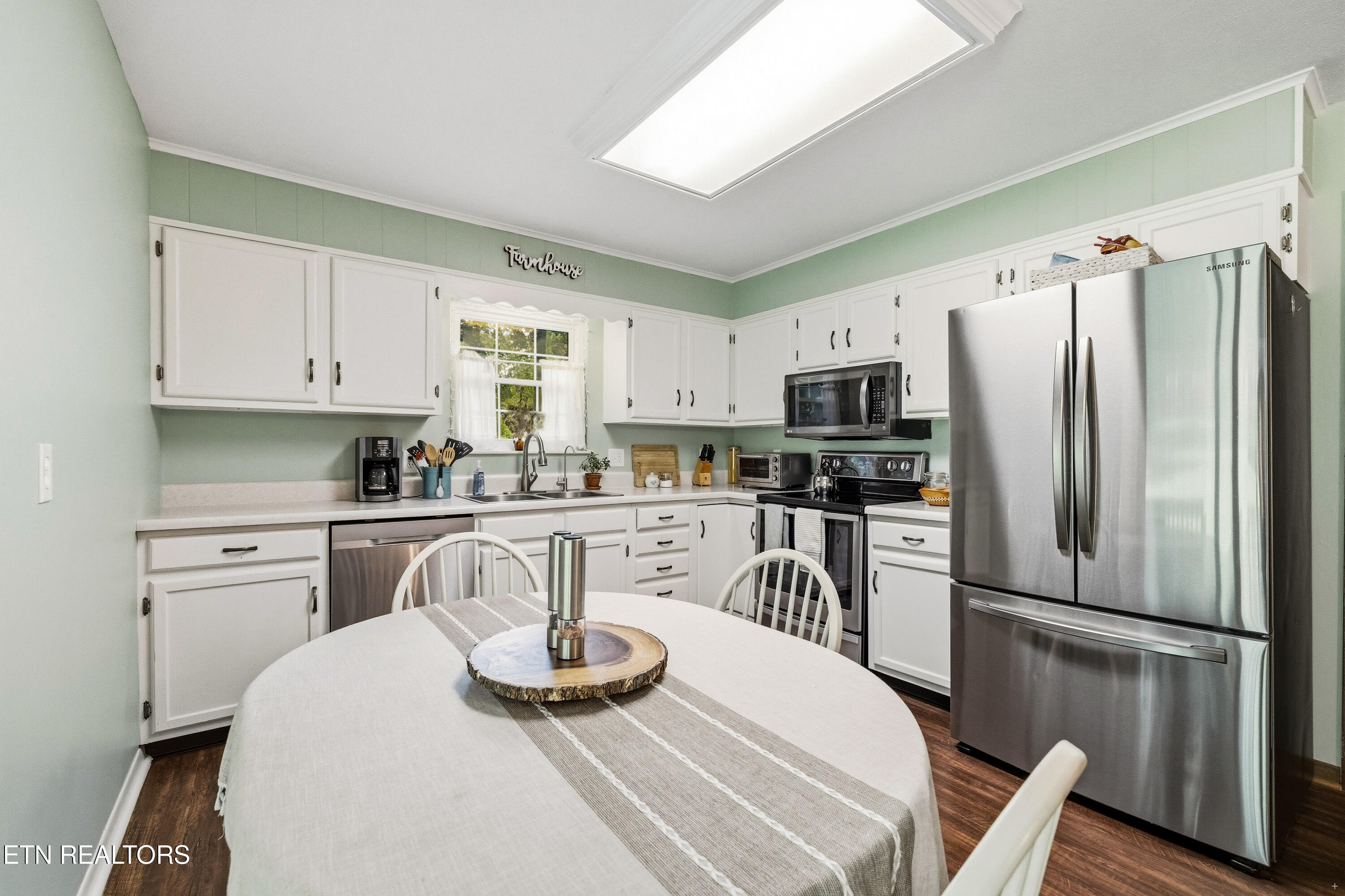288 Mountain View Road Heiskell TN 37754