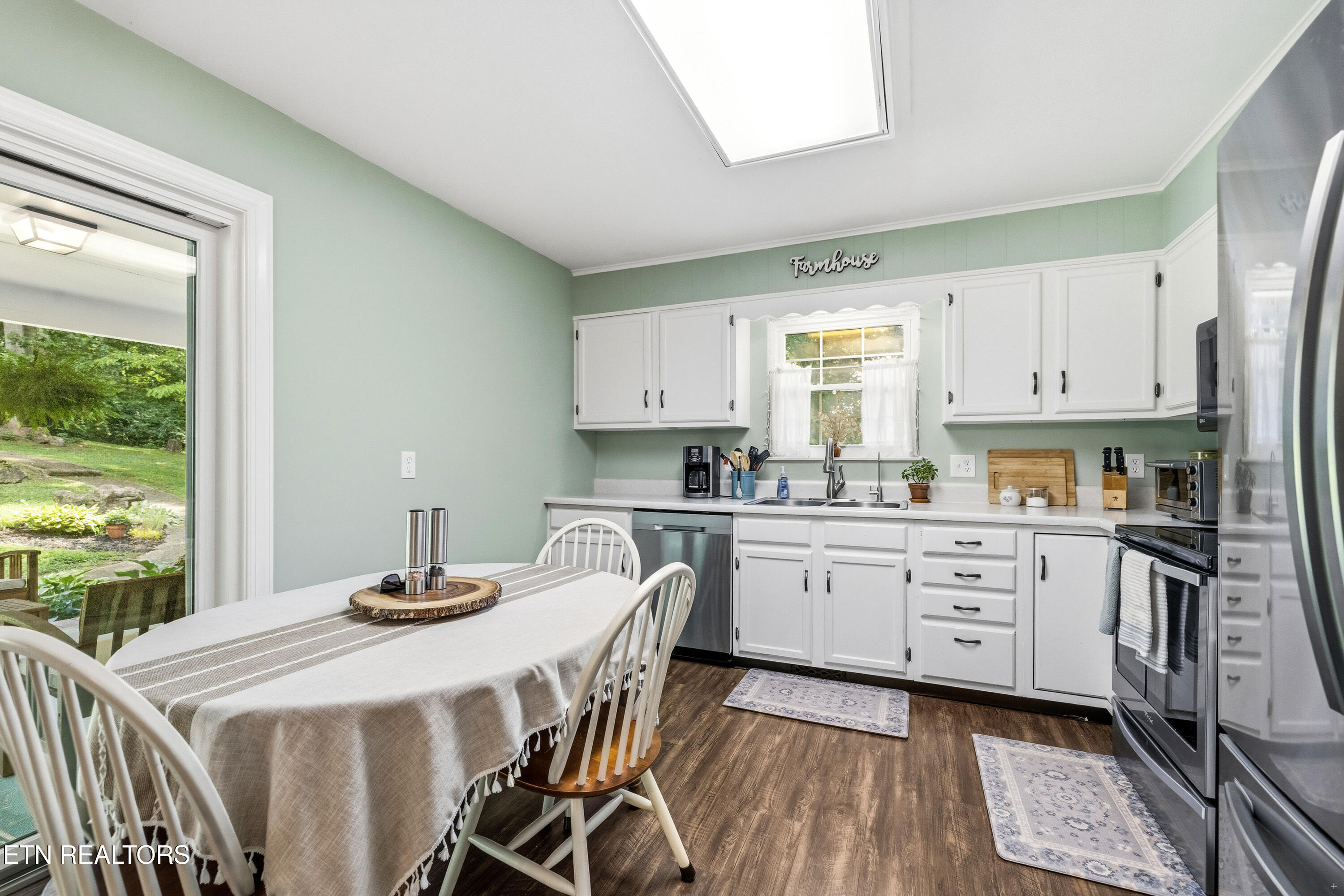 288 Mountain View Road Heiskell TN 37754